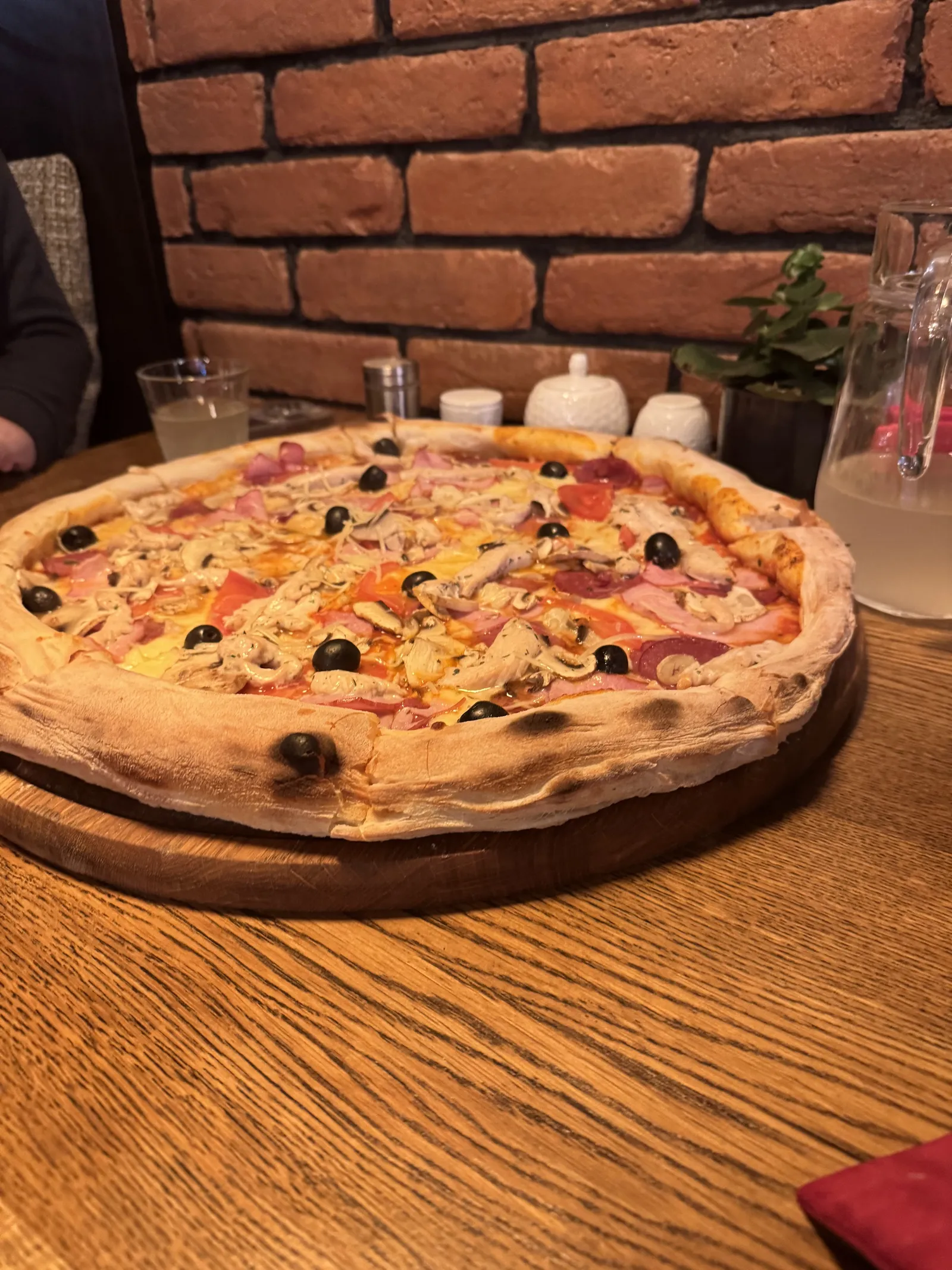 Chebonta Pizza & Rolls image 8