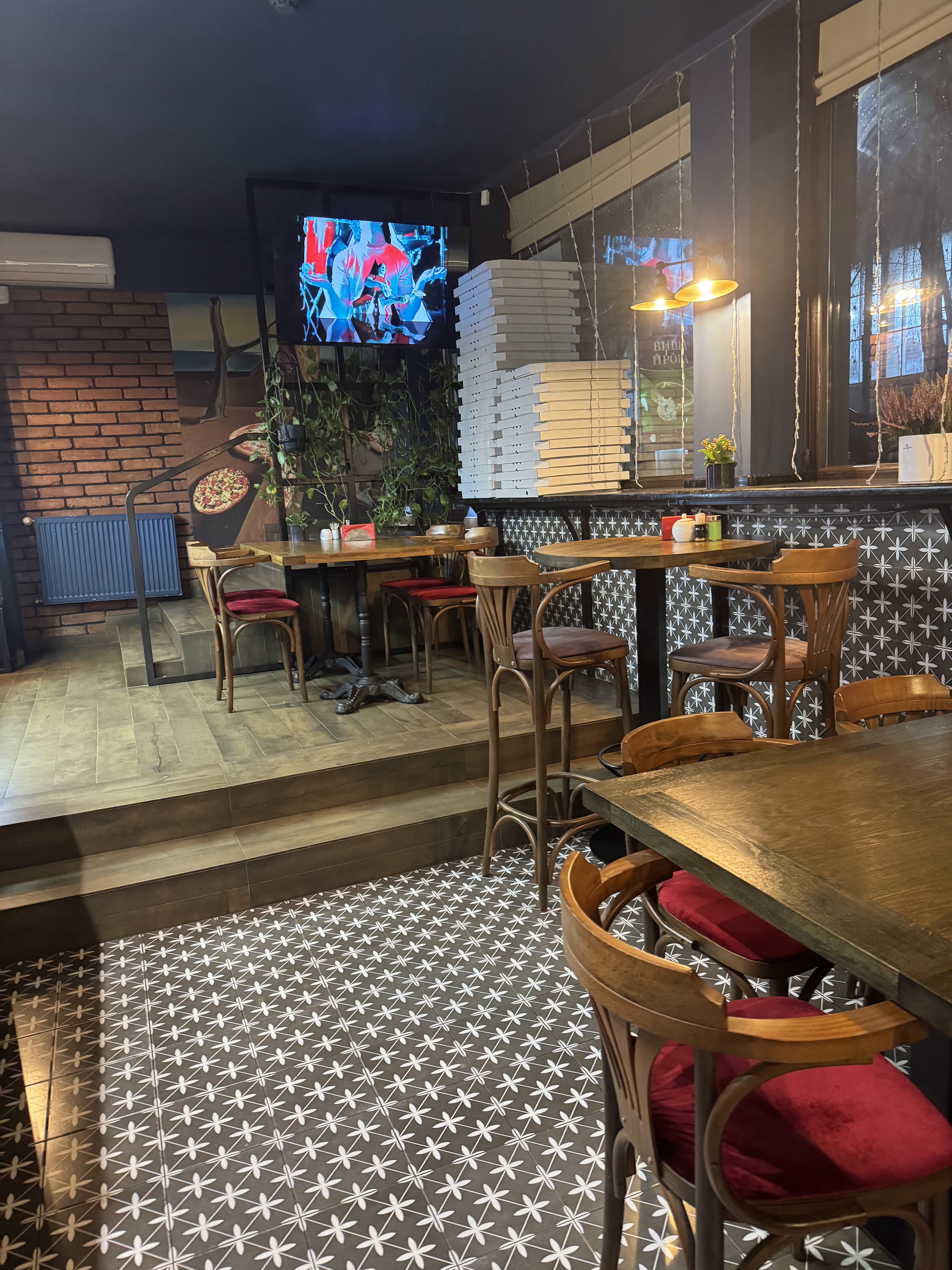 Chebonta Pizza & Rolls image 9