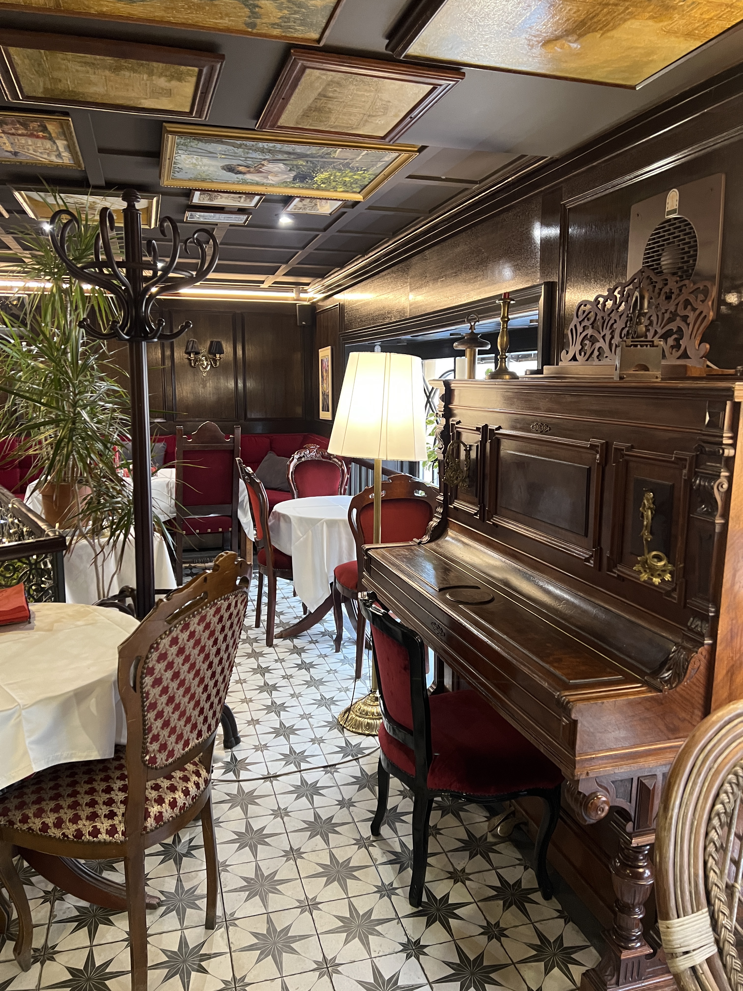 Віденська Кав'ярня image 4