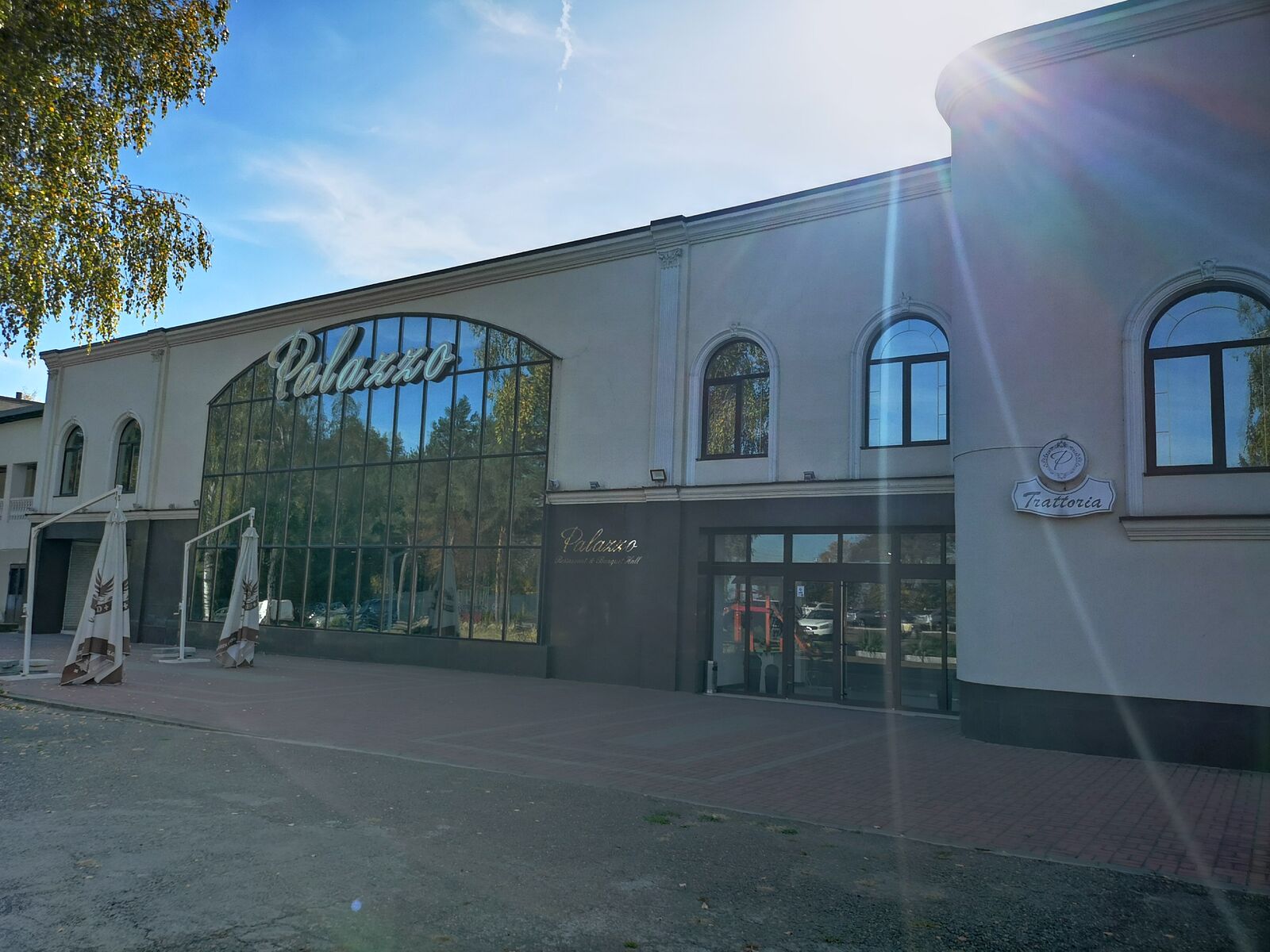 PALAZZO image 9