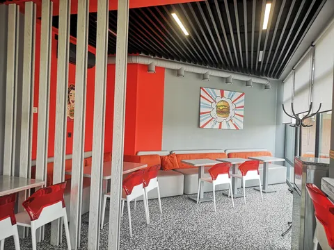 Fast Food "Daddy Burger" image 5