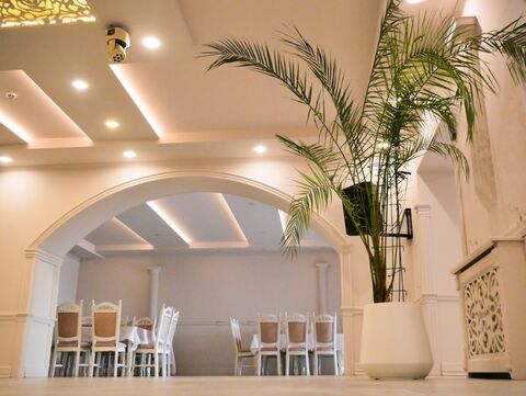Versalʹ, Restoran image 1