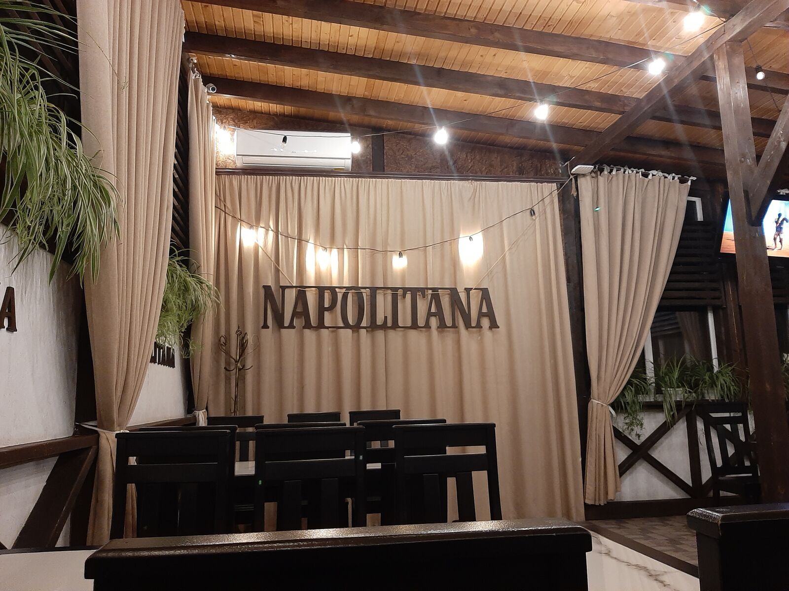 Pizzeria Napolitana image 4