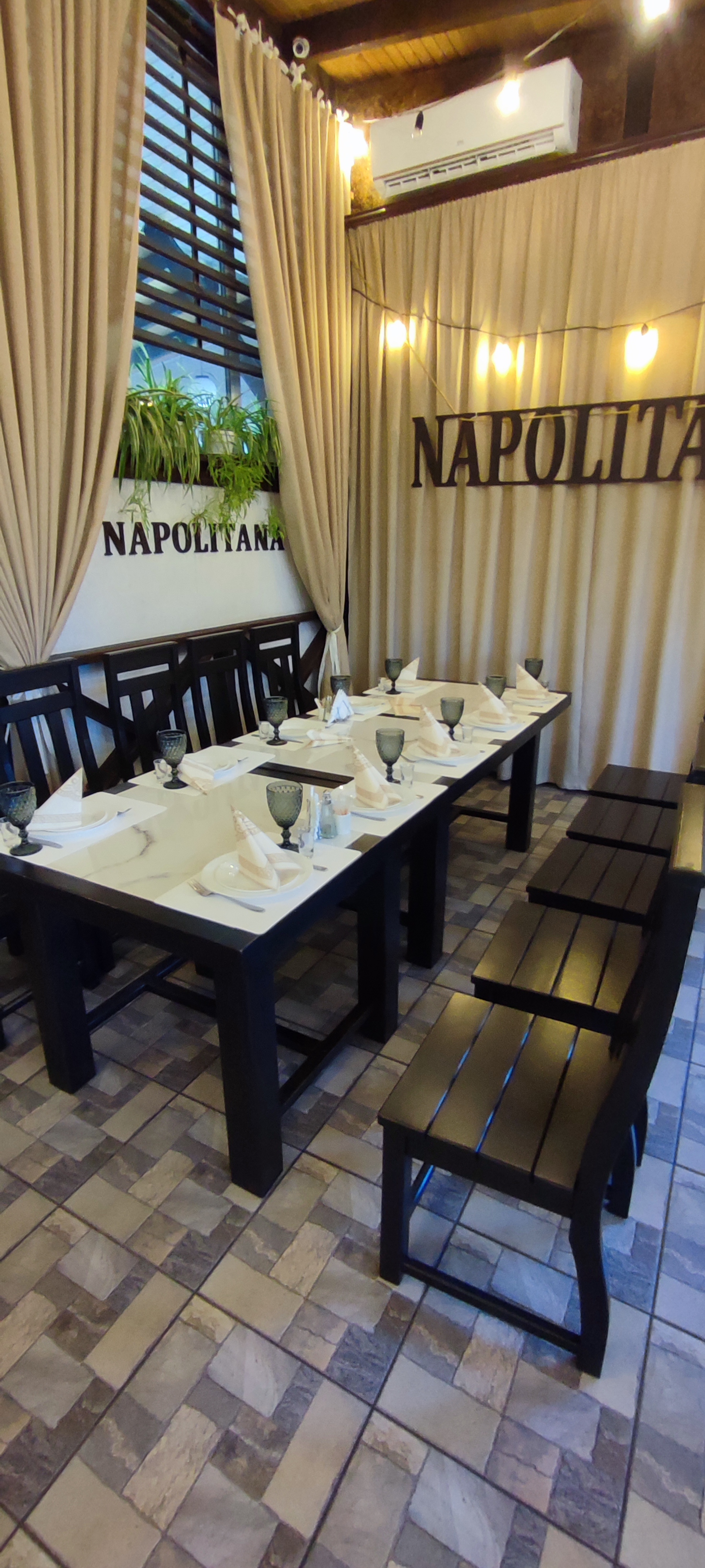 Pizzeria Napolitana image 9