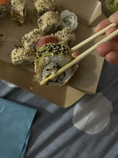 Mango sushi&pizza image 8