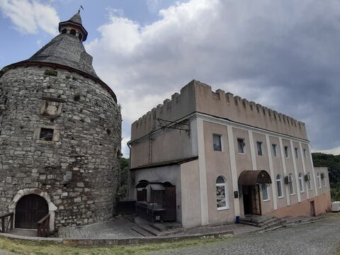 Stara Fortetsya image 4