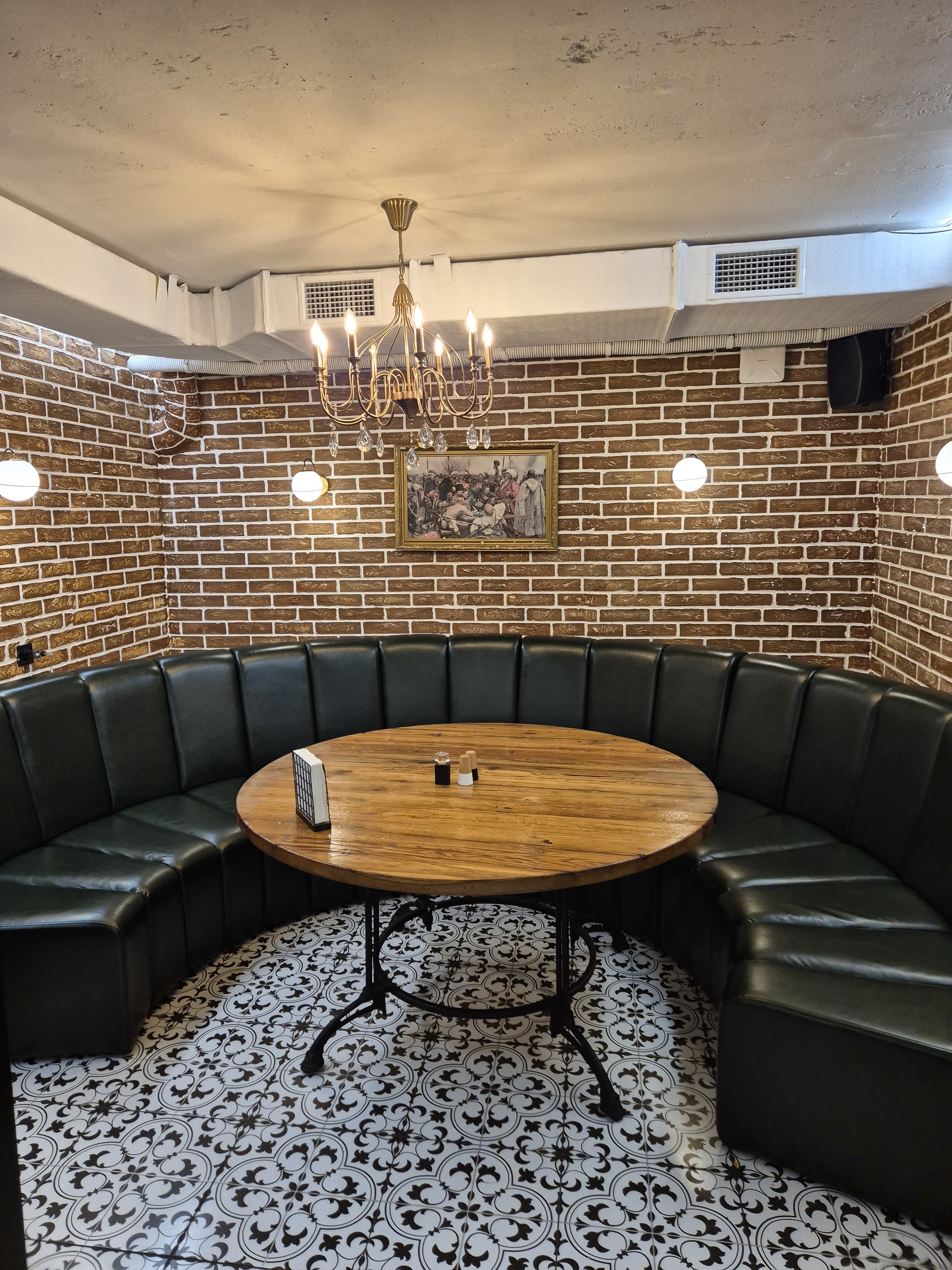 Hotelʹno - Restorannyy Kompleks Dynastiya image 10