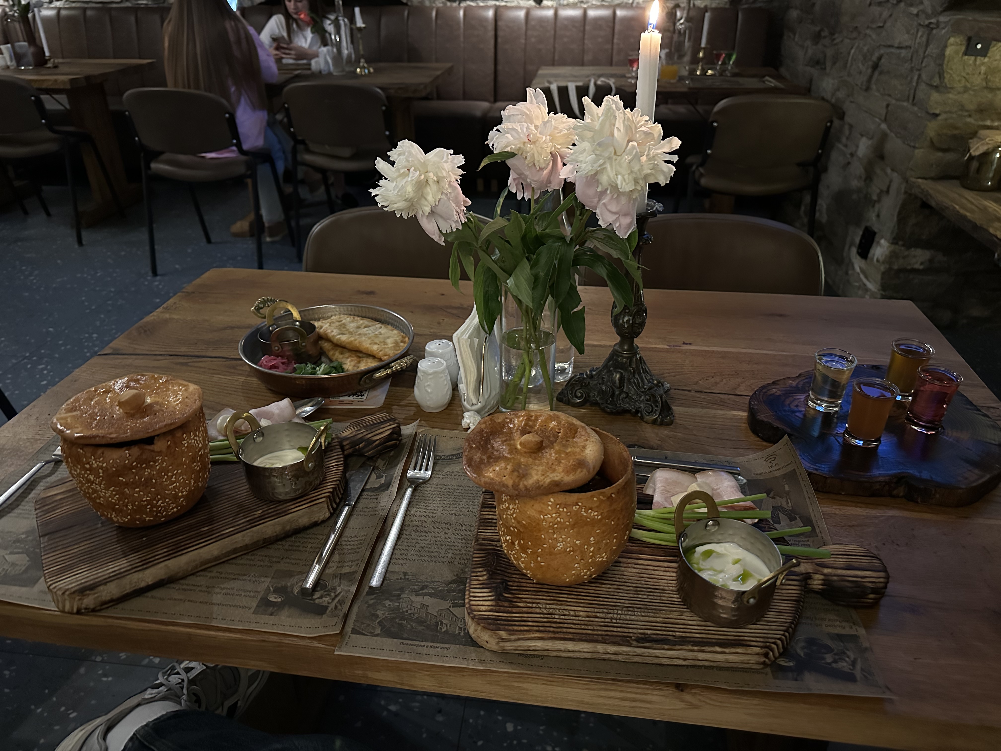 Подільська кнайпа image 5