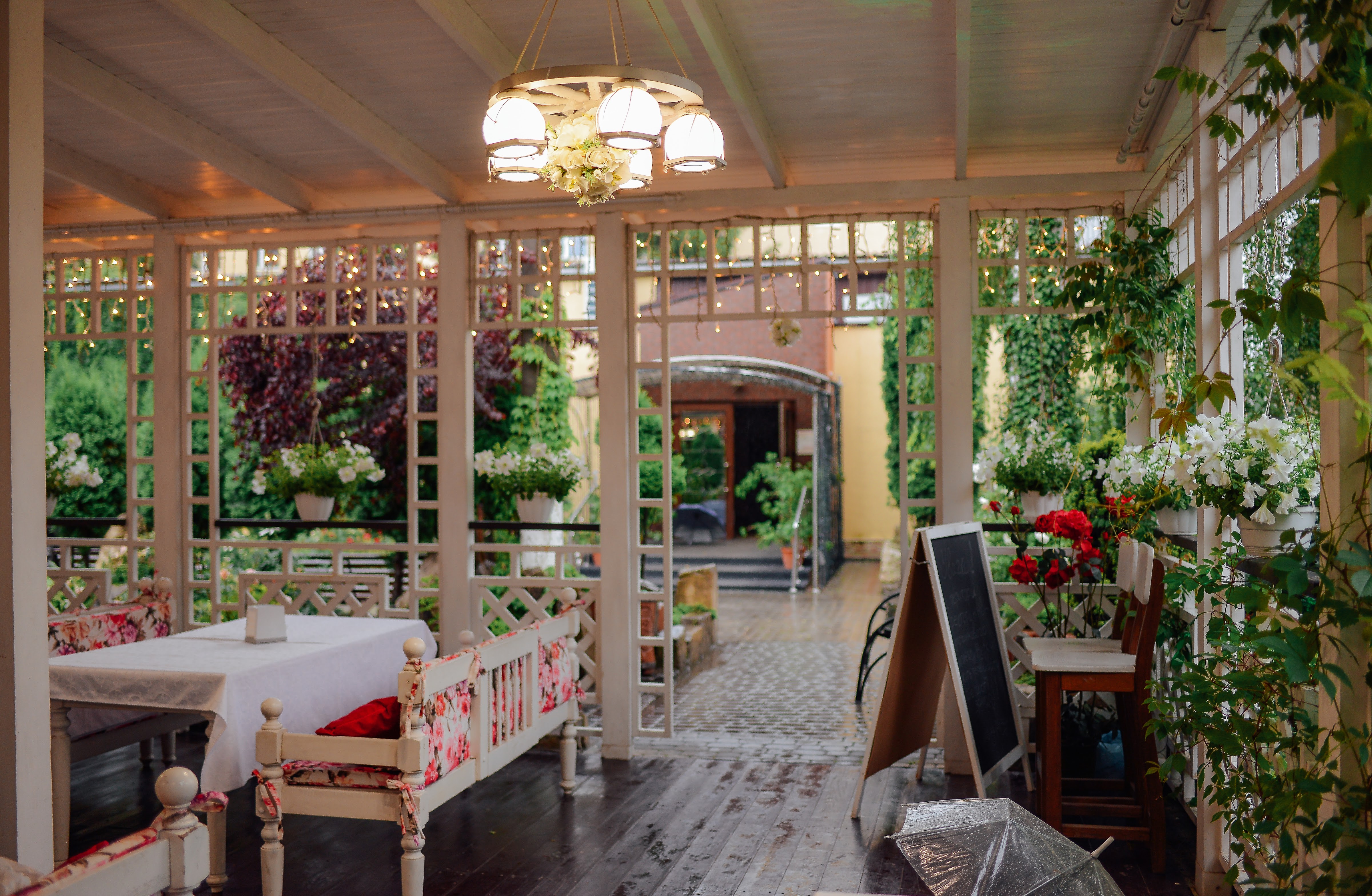 Versailles Banquet Hall image 1