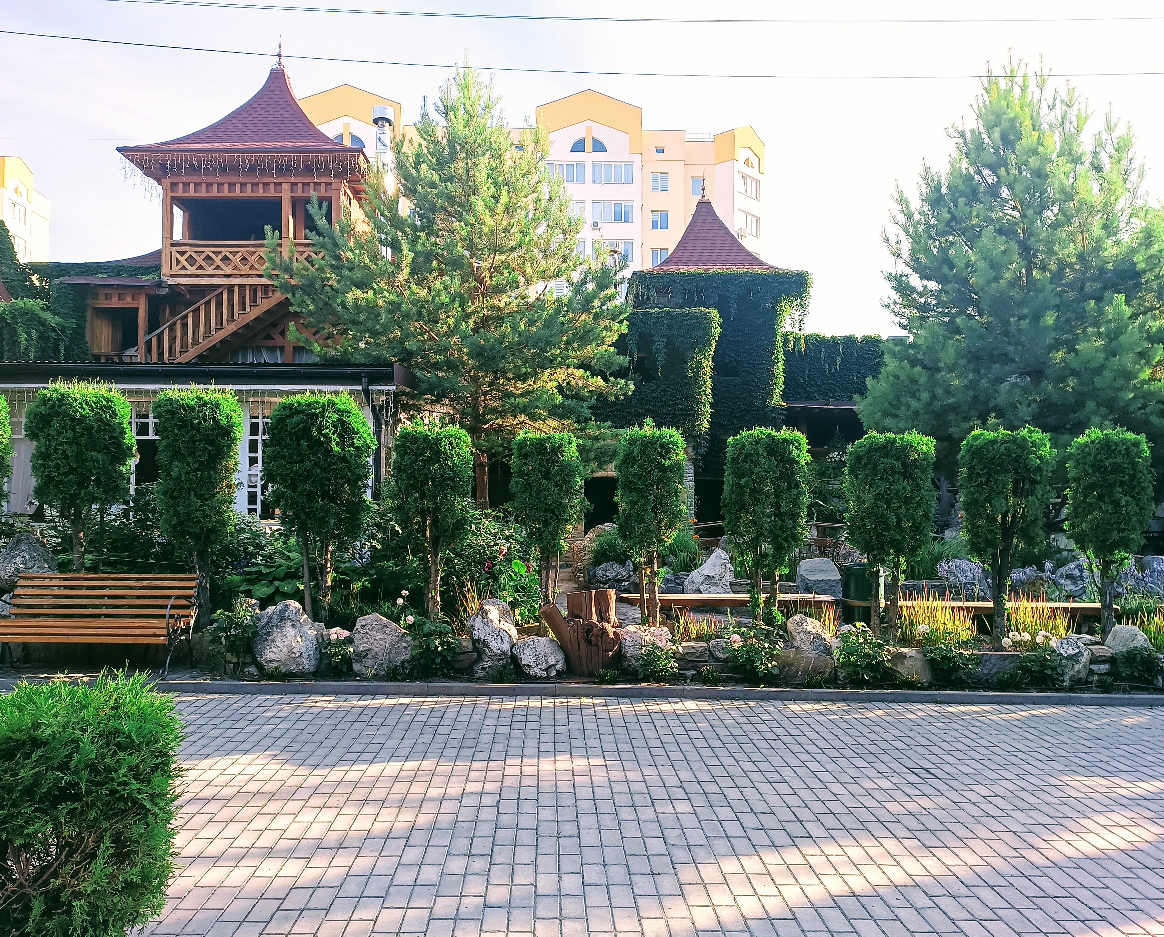 Versailles Banquet Hall image 9