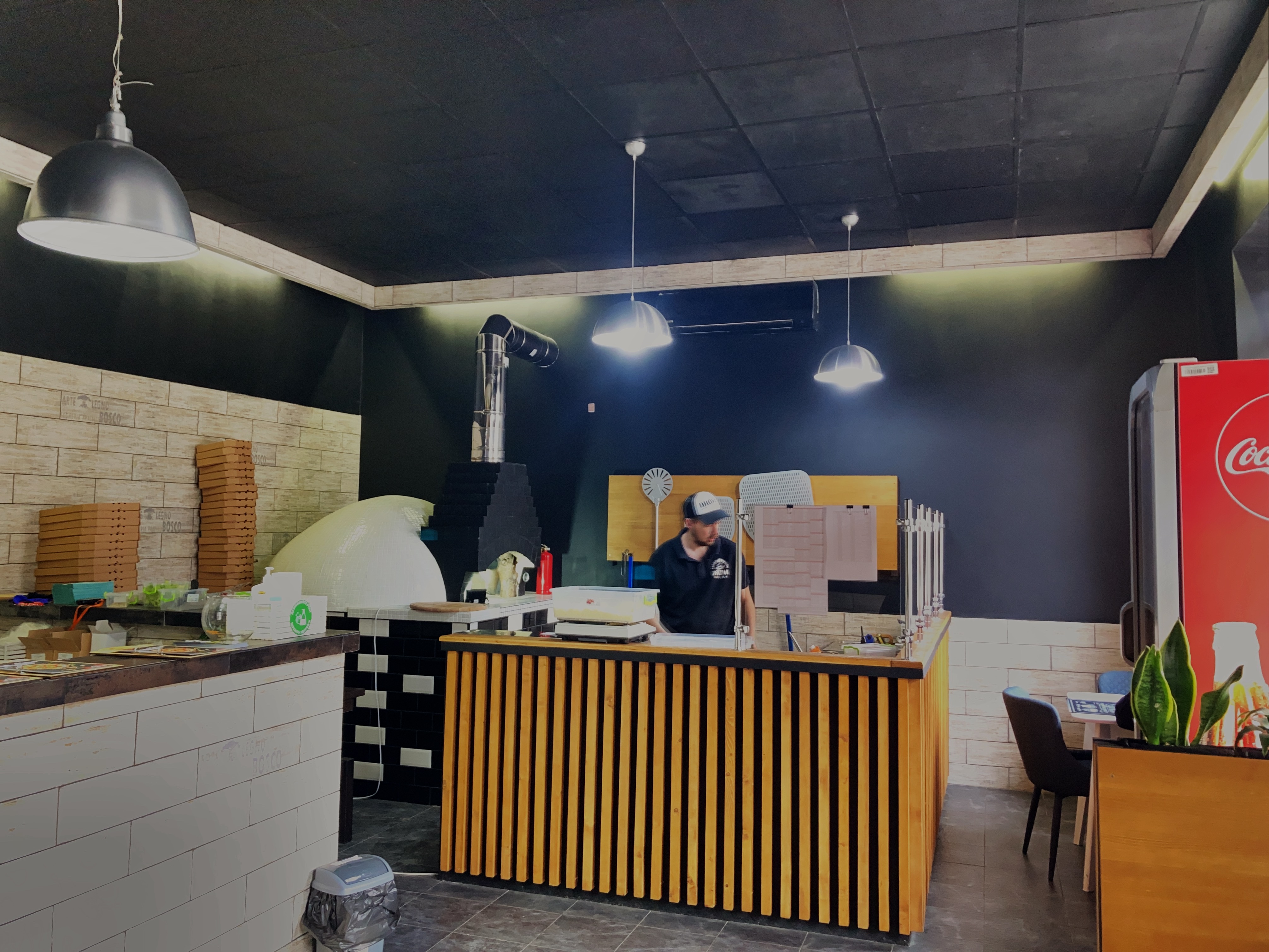 Drova: Family Pizza image 9