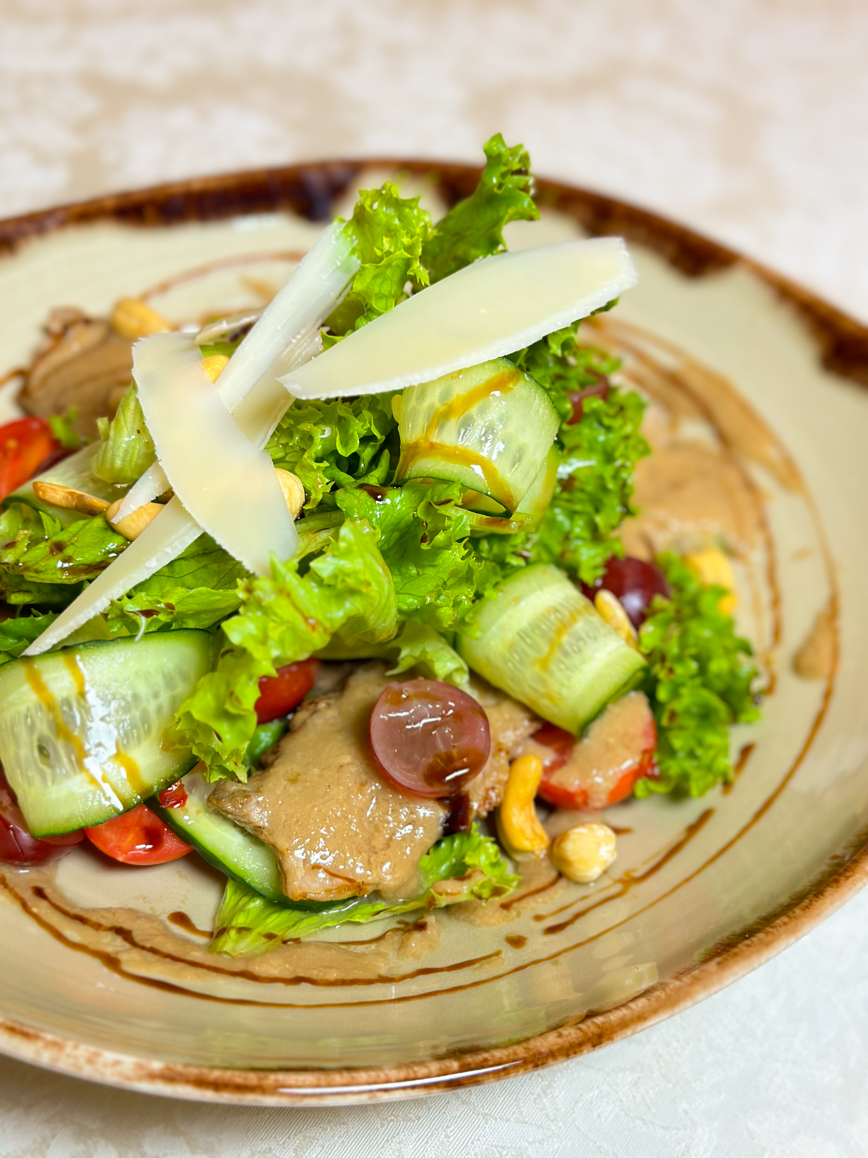 Princely court image 9