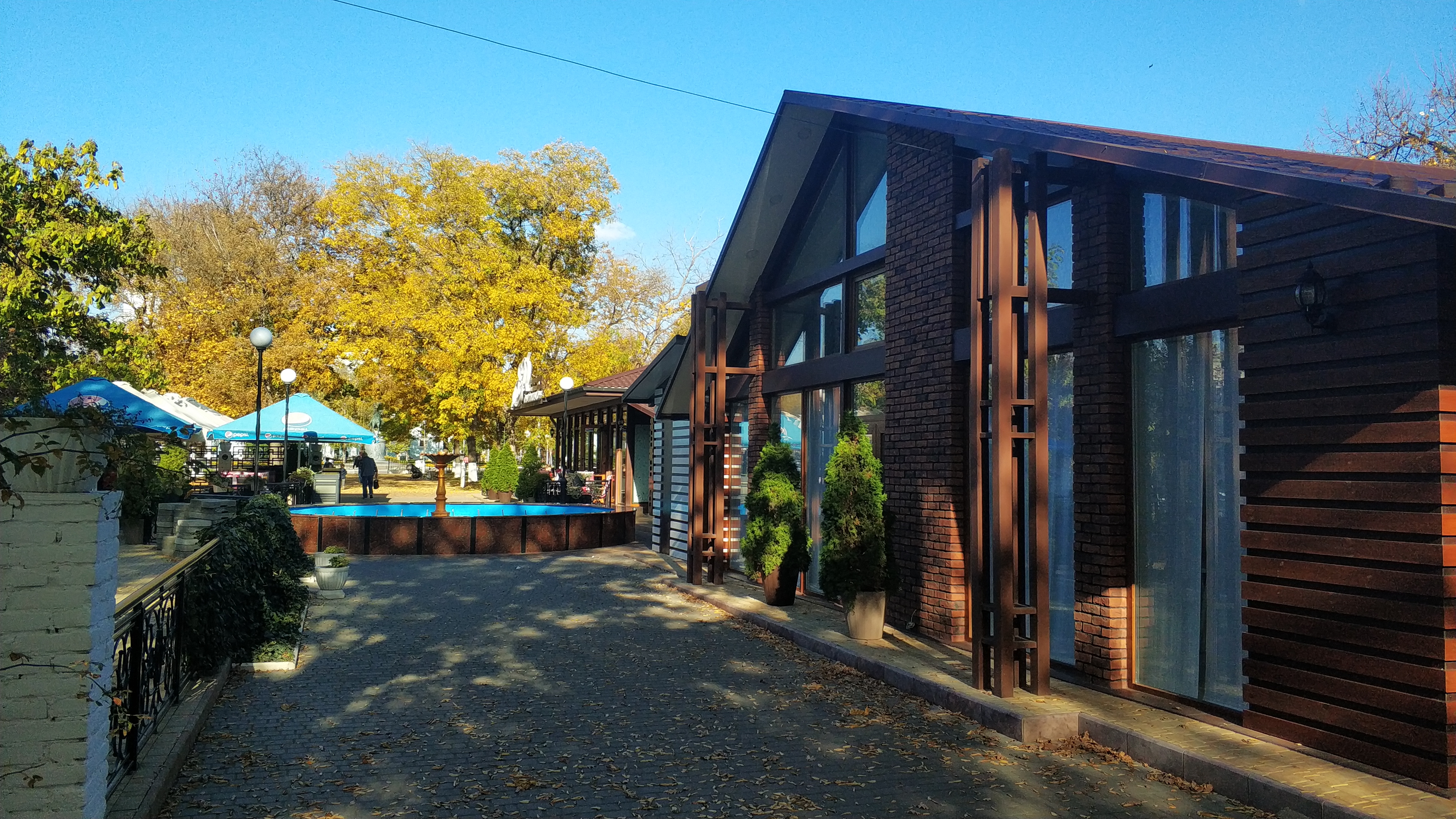 У Фонтана image 10