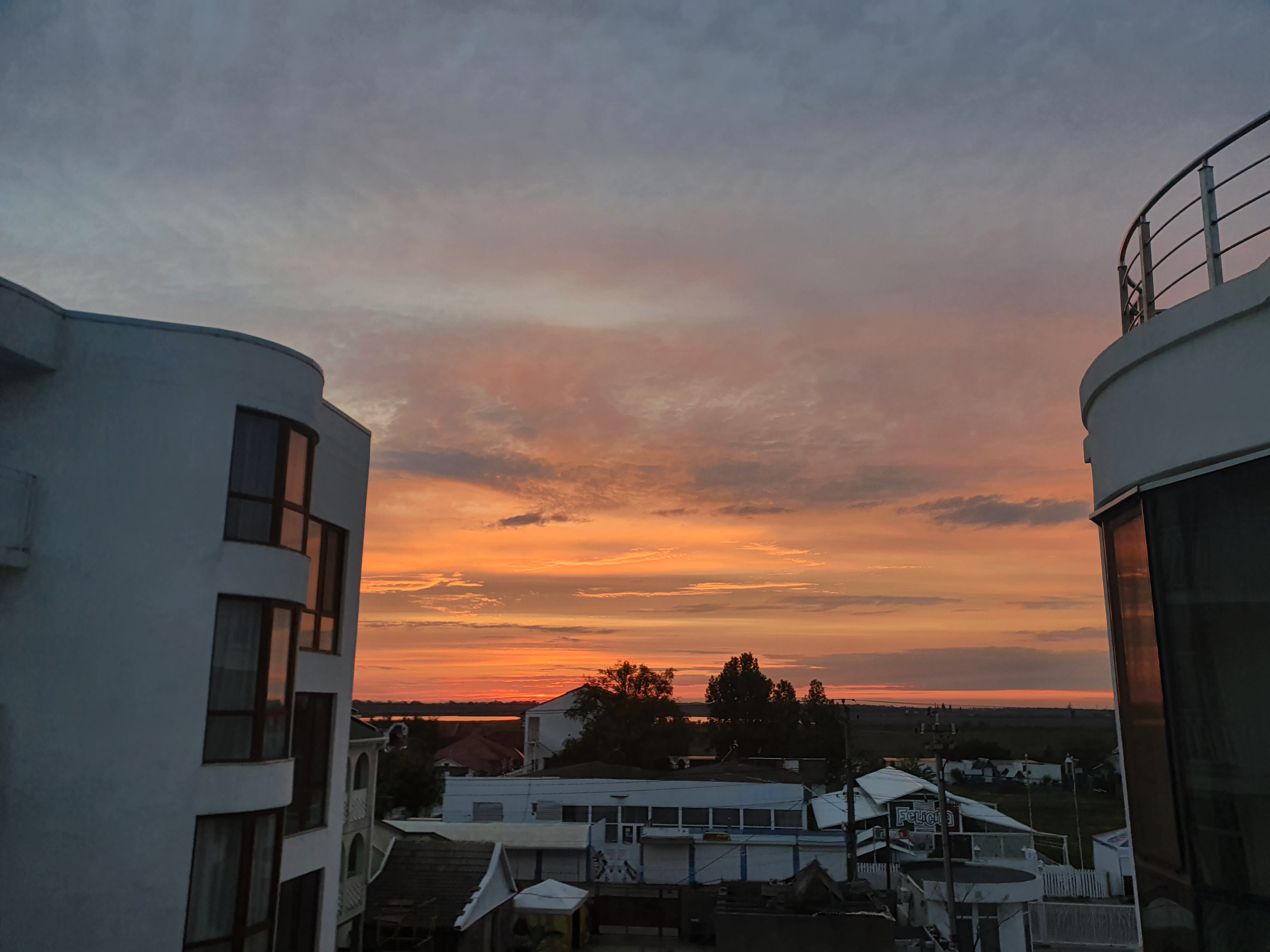 Прибой Beach Cafe image 2