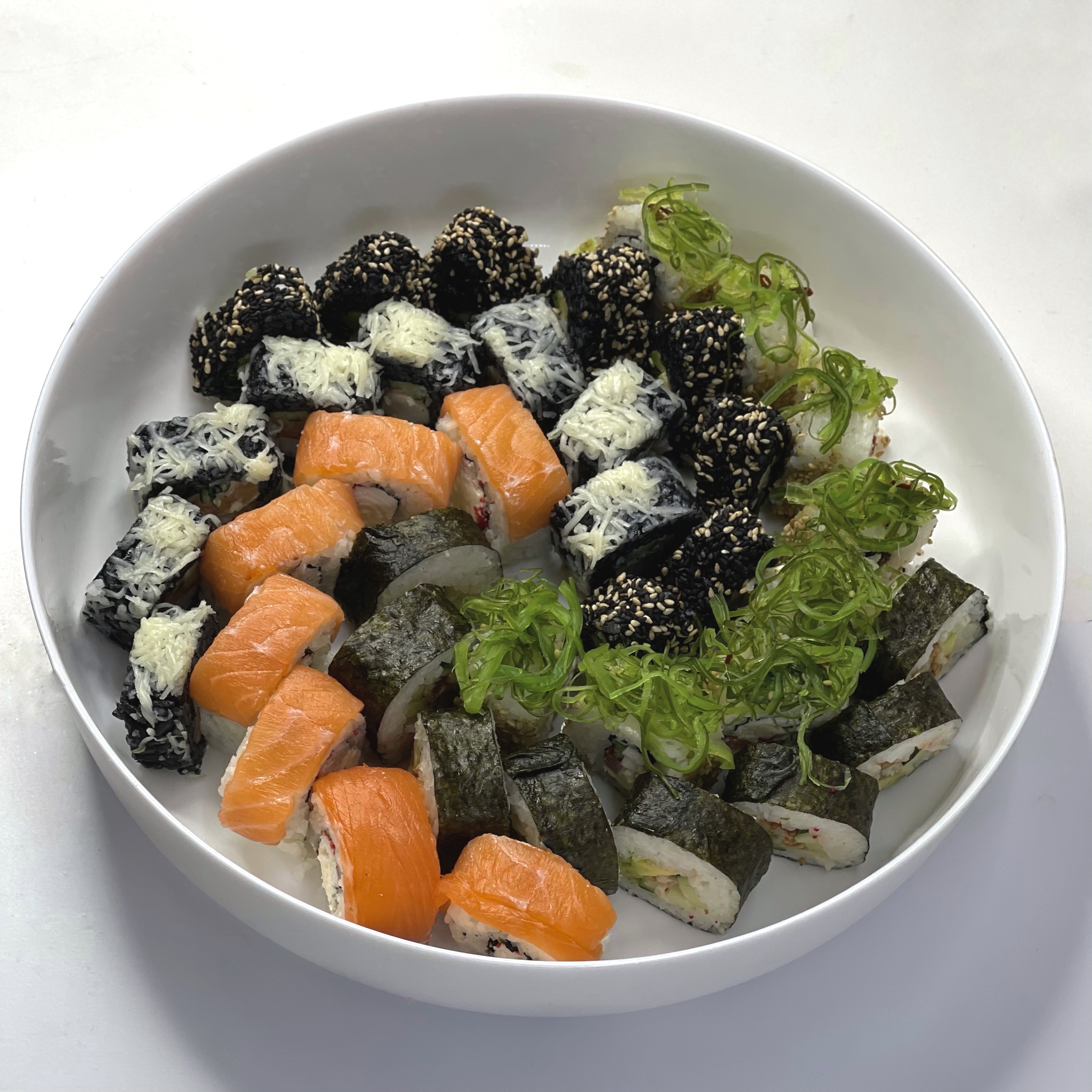 Суші Royal image 9