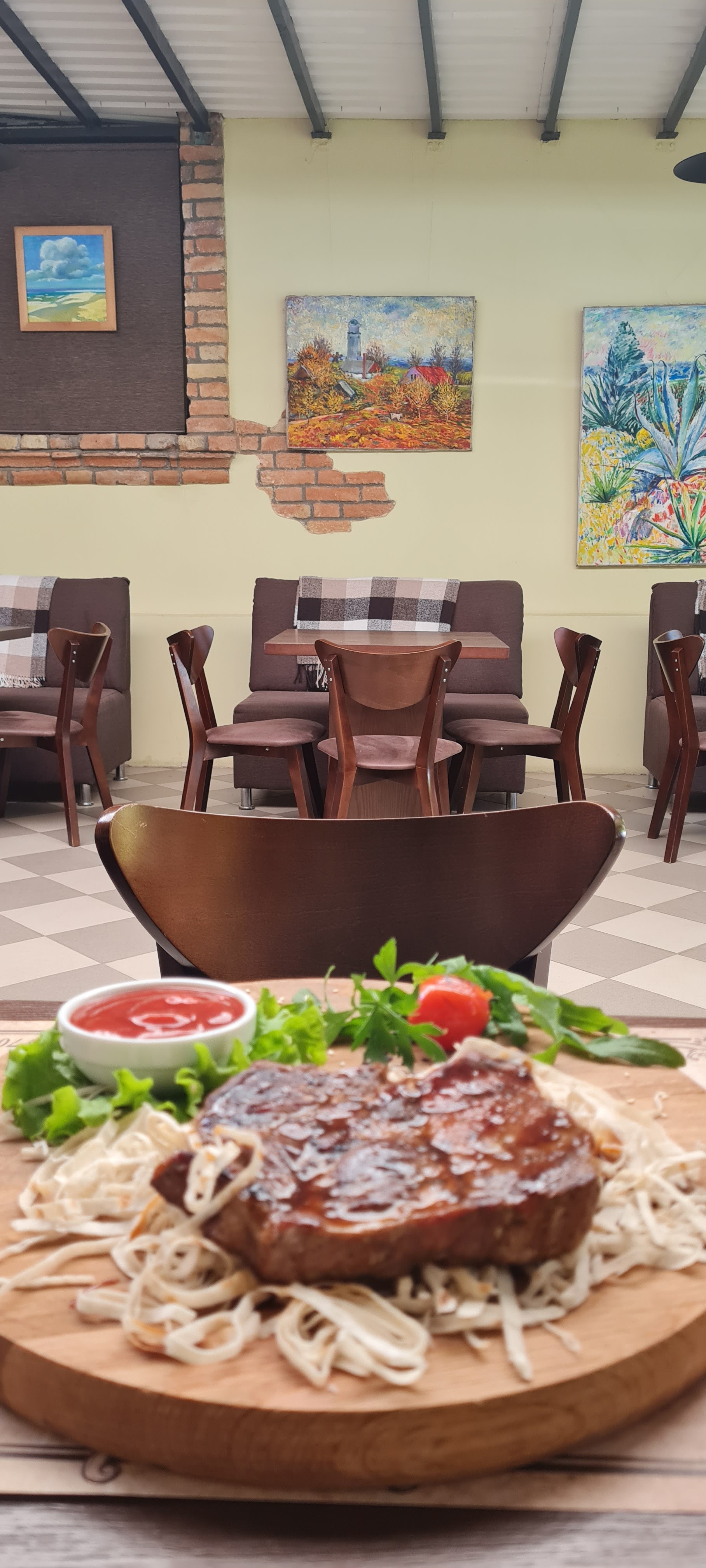 Traktyr Na Mykhaylivsʹkiy image 7