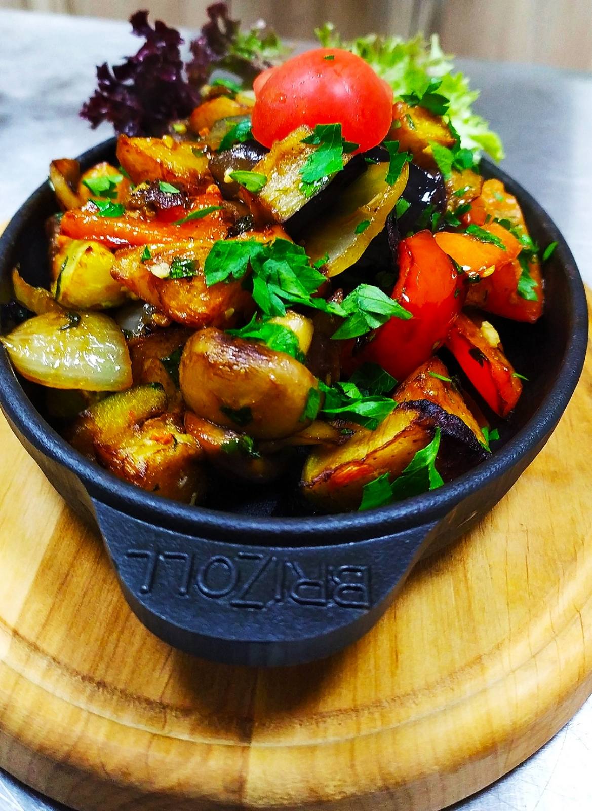 Traktyr Na Mykhaylivsʹkiy image 10