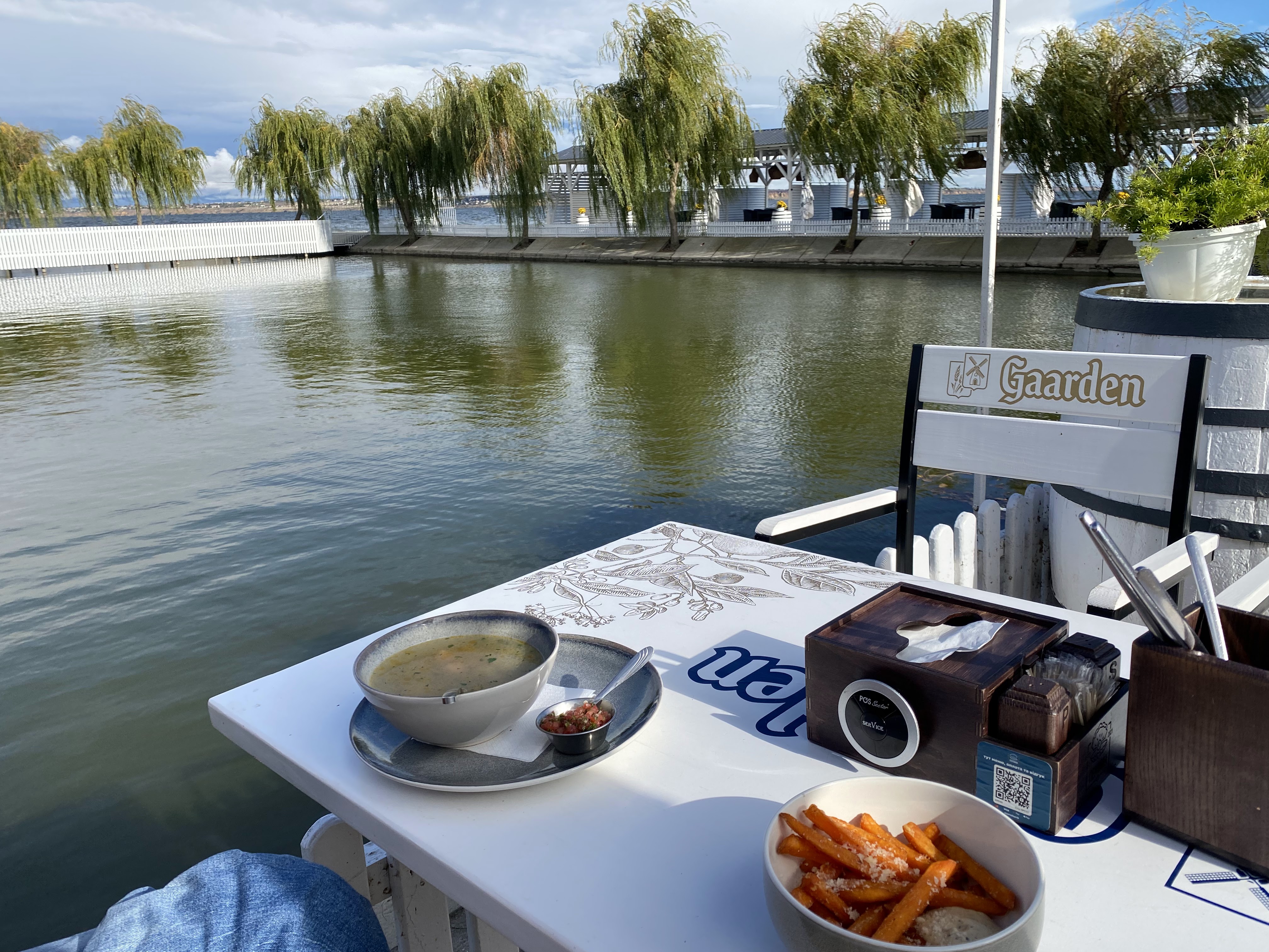 Rybnyy Restoran "Perlyna" image 7