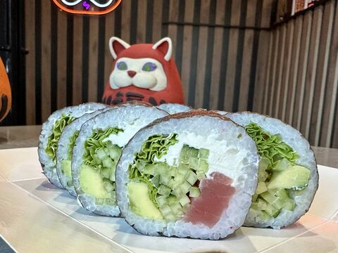 Daruma sushi bar image 8