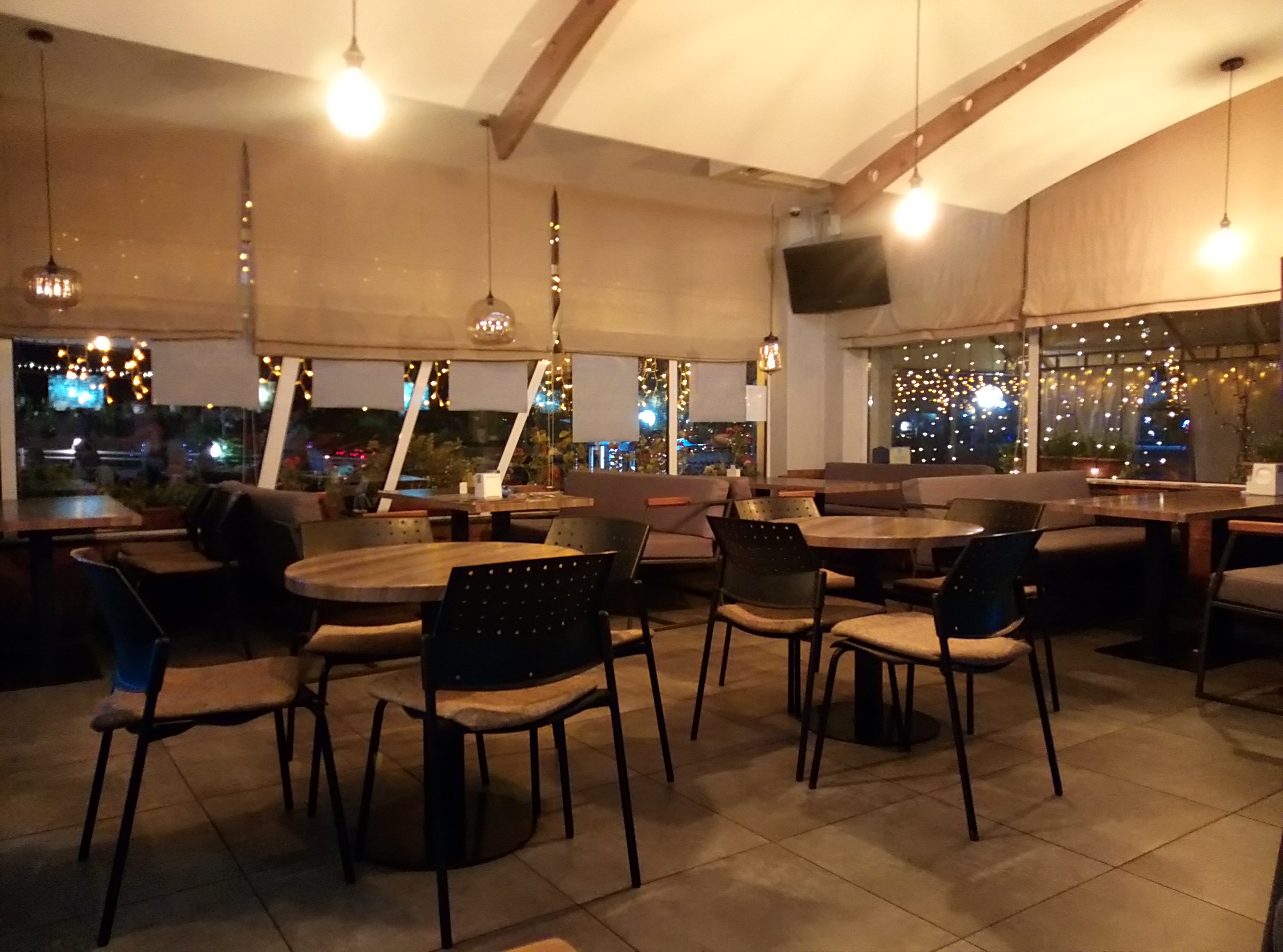 АКВАТОРИЯ КАФЕ-БИЛЬЯРДНАЯ image 10