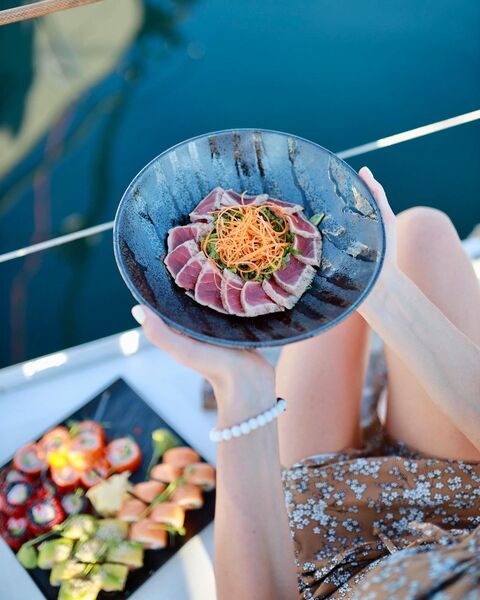 NAVI sushi bar image 2