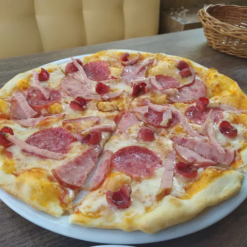 StarPizzaCafe image 6
