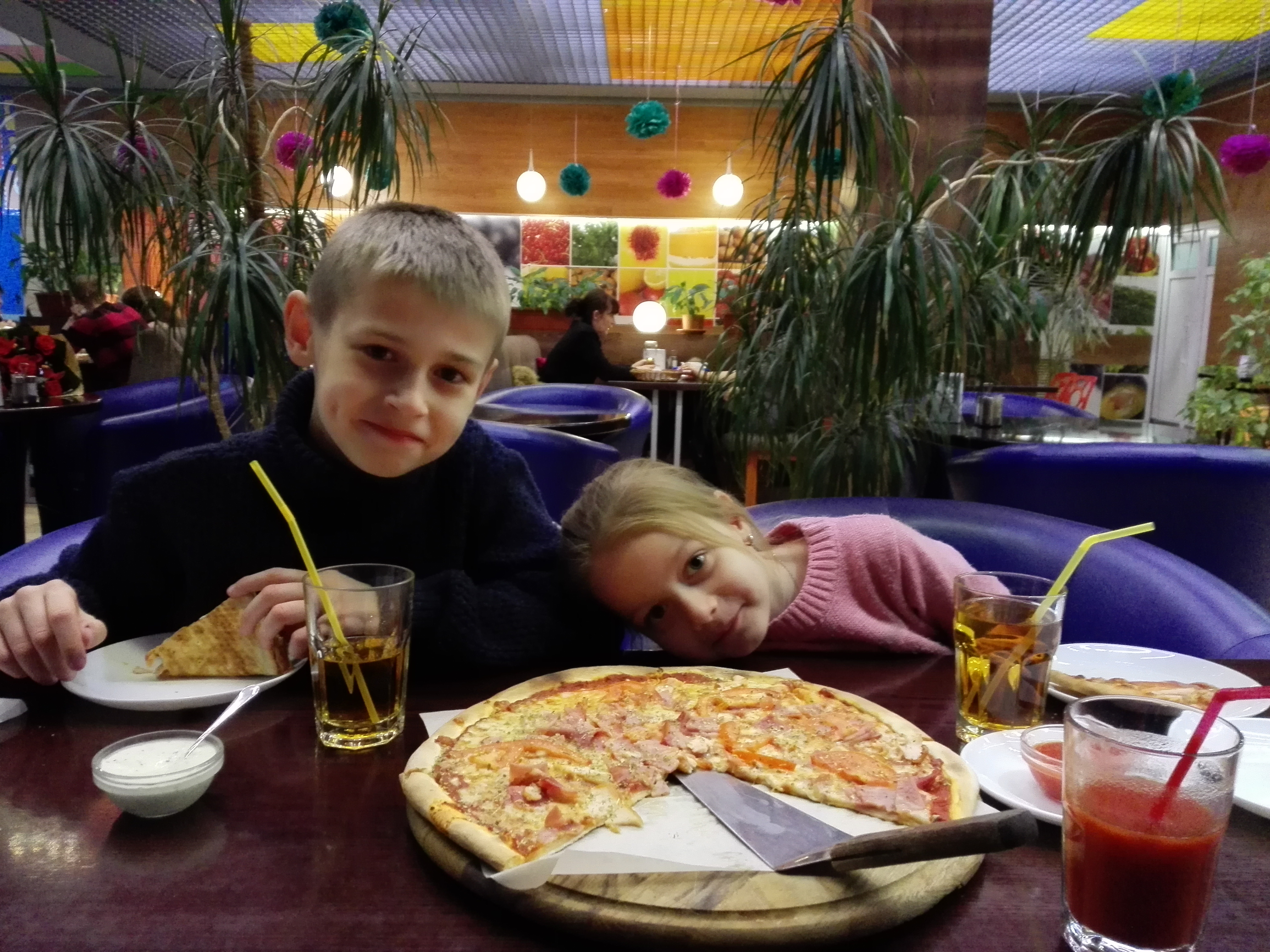 StarPizzaCafe image 10