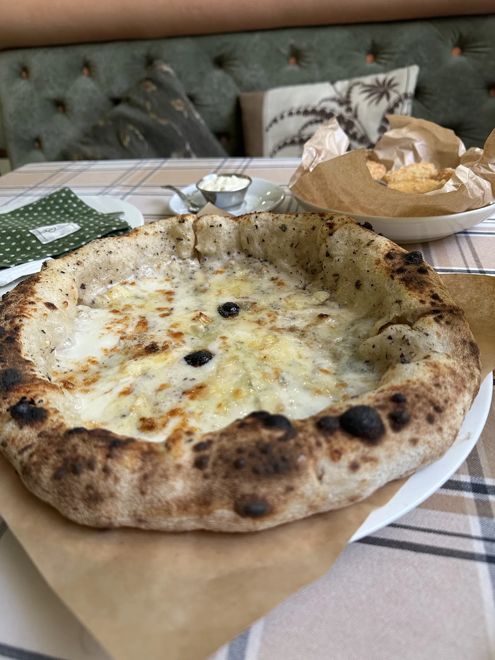 Portico Pizzeria image 9