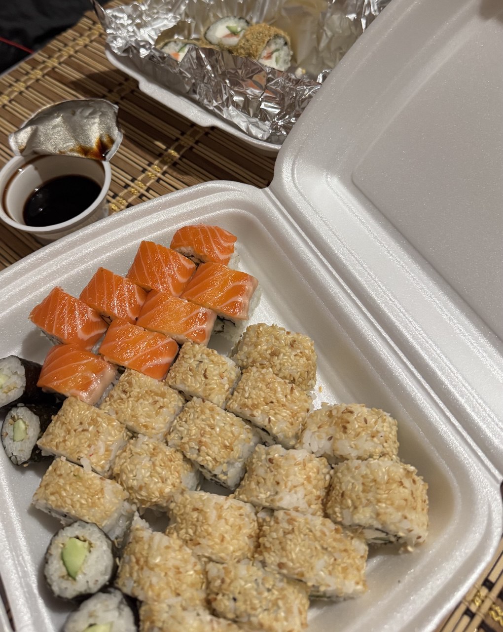 BUDUSUSHi - доставка суші + роли на винос image 7