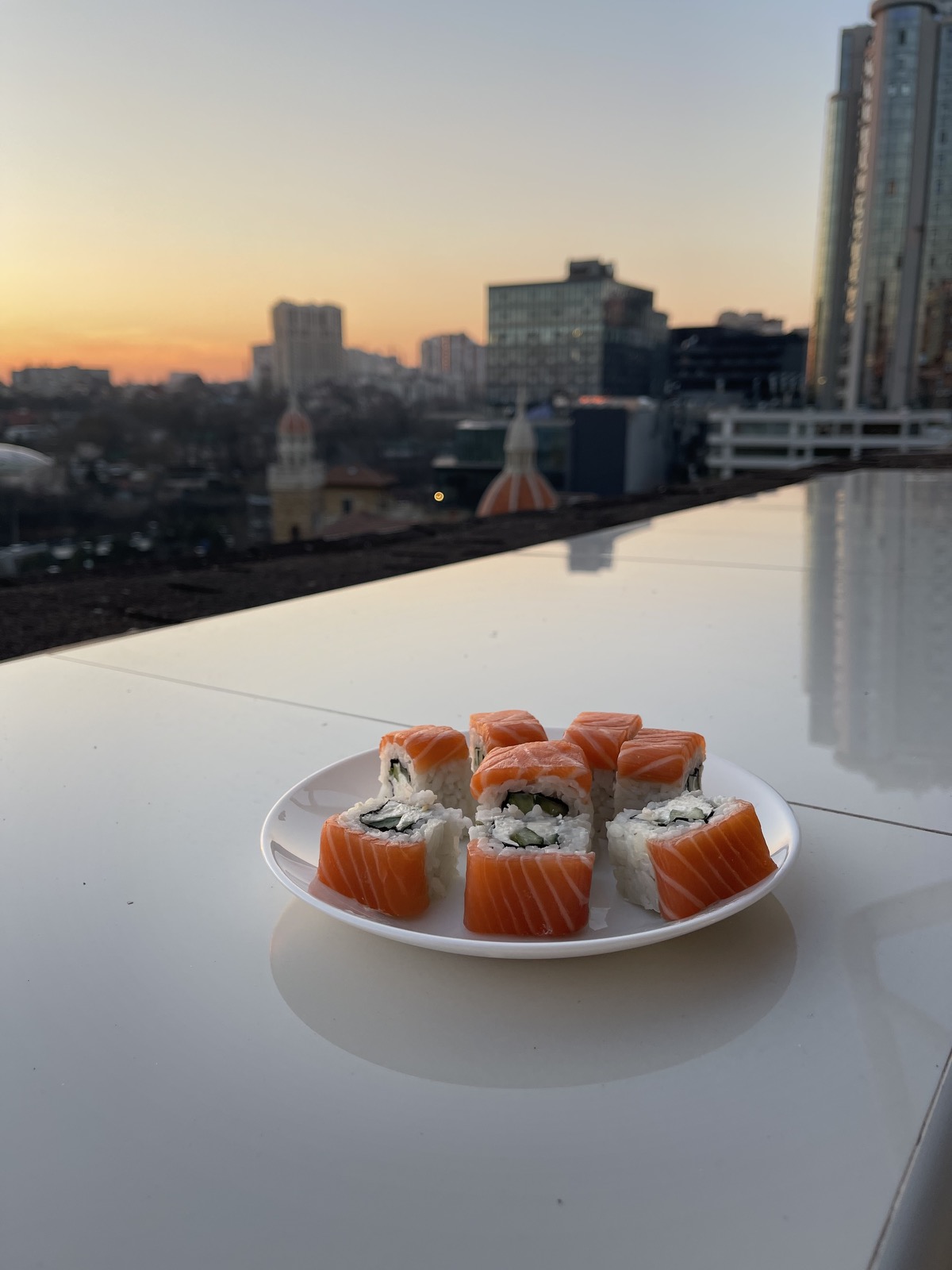 BUDUSUSHi - доставка суші + роли на винос image 10