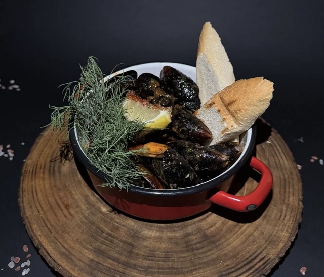 Restoran Odesʹka Rakovarnya image 9