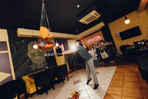 VRATA image 1