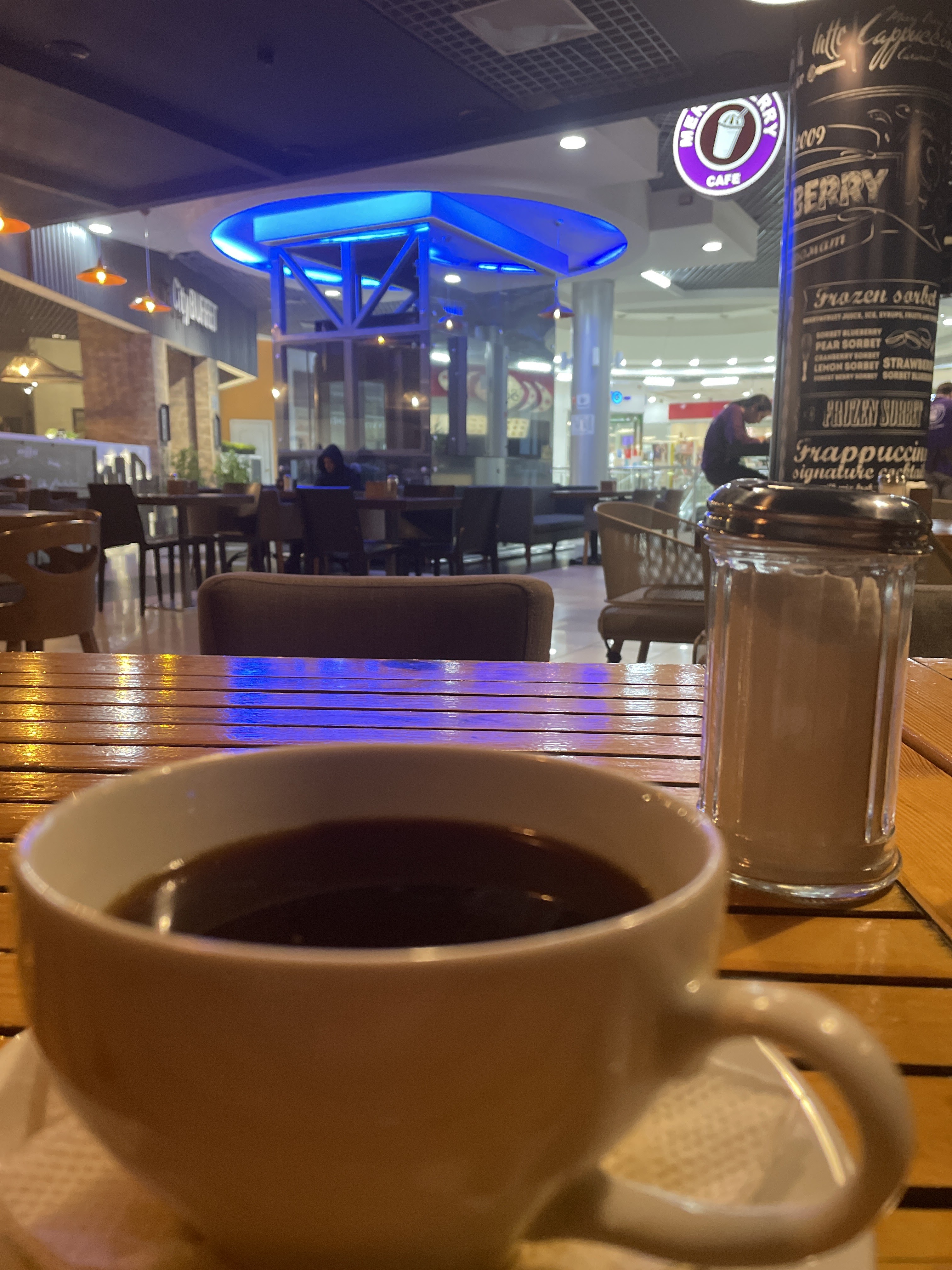 Merry Berry Cafe image 9