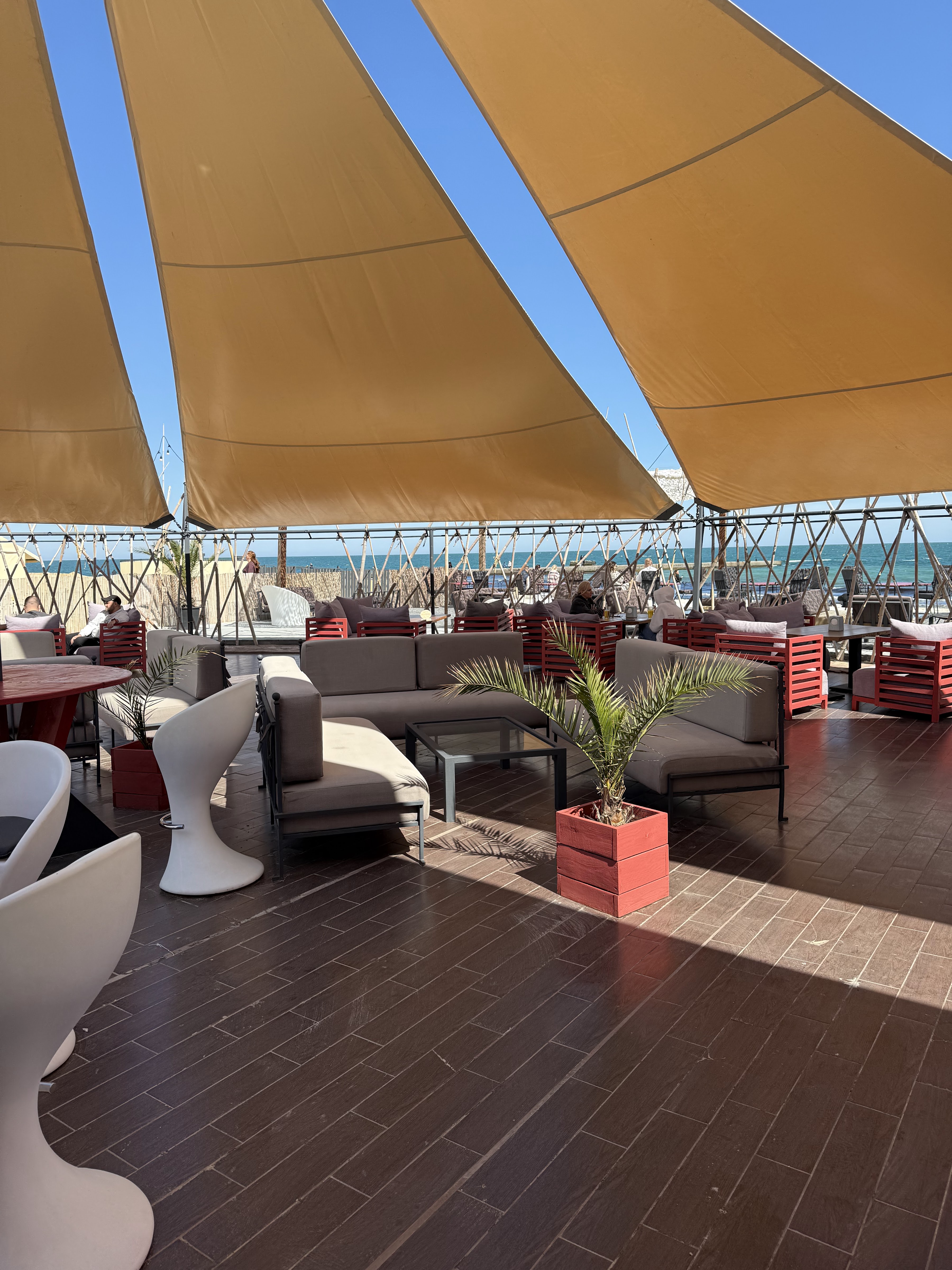 Seagull Beach Club image 4