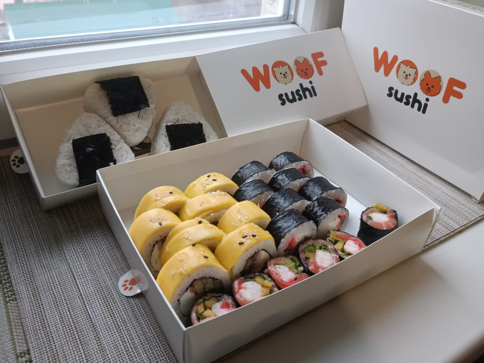 WOOF SUSHI image 9
