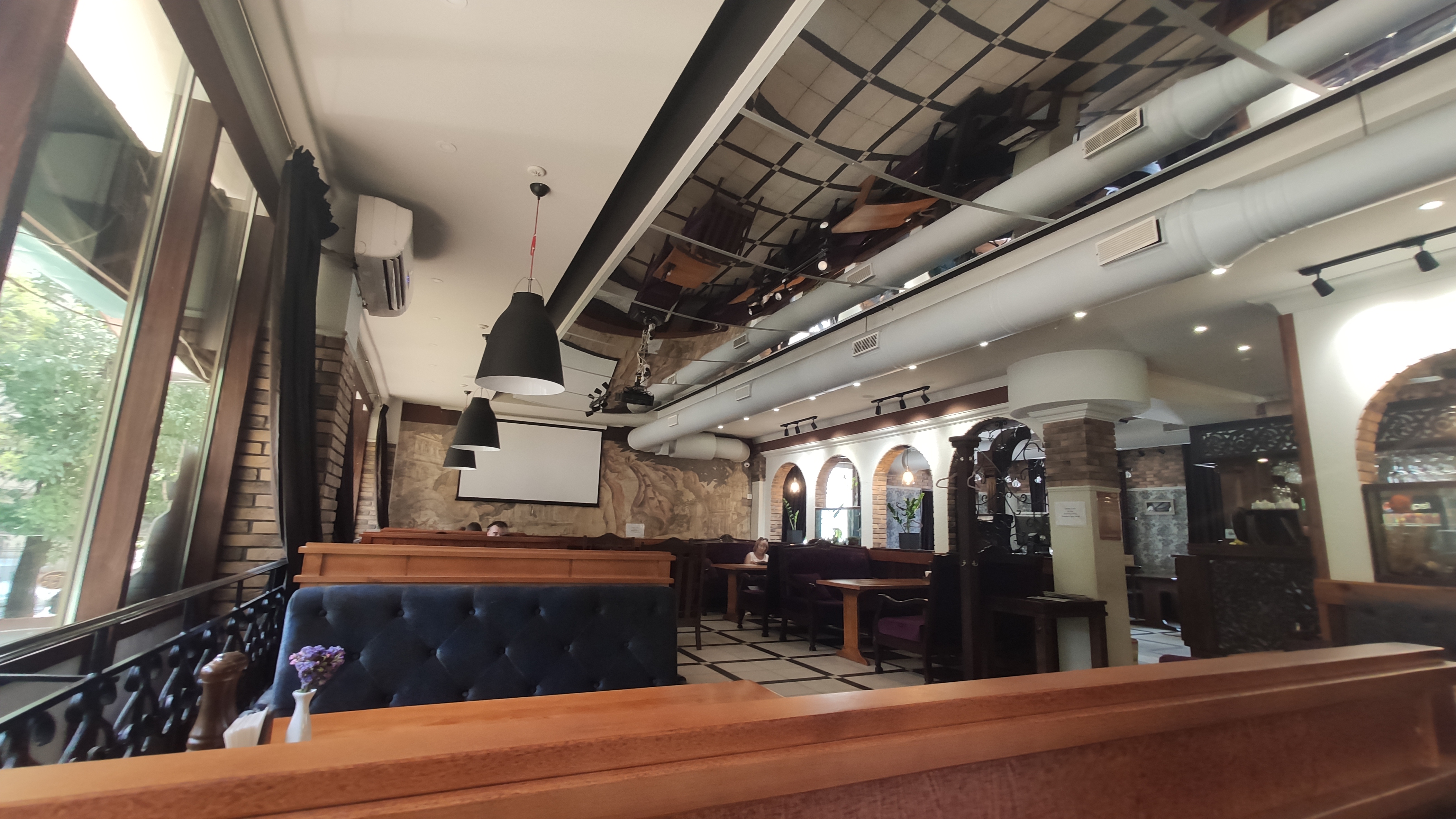 Italian Quarter image 4