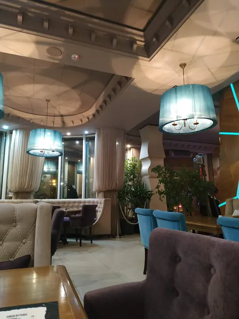 Solo image 6