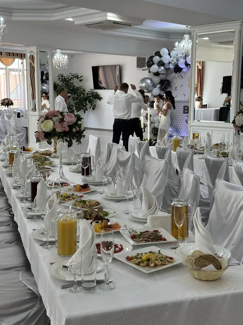 Hostynyy Dvir "Nadiya" image 2