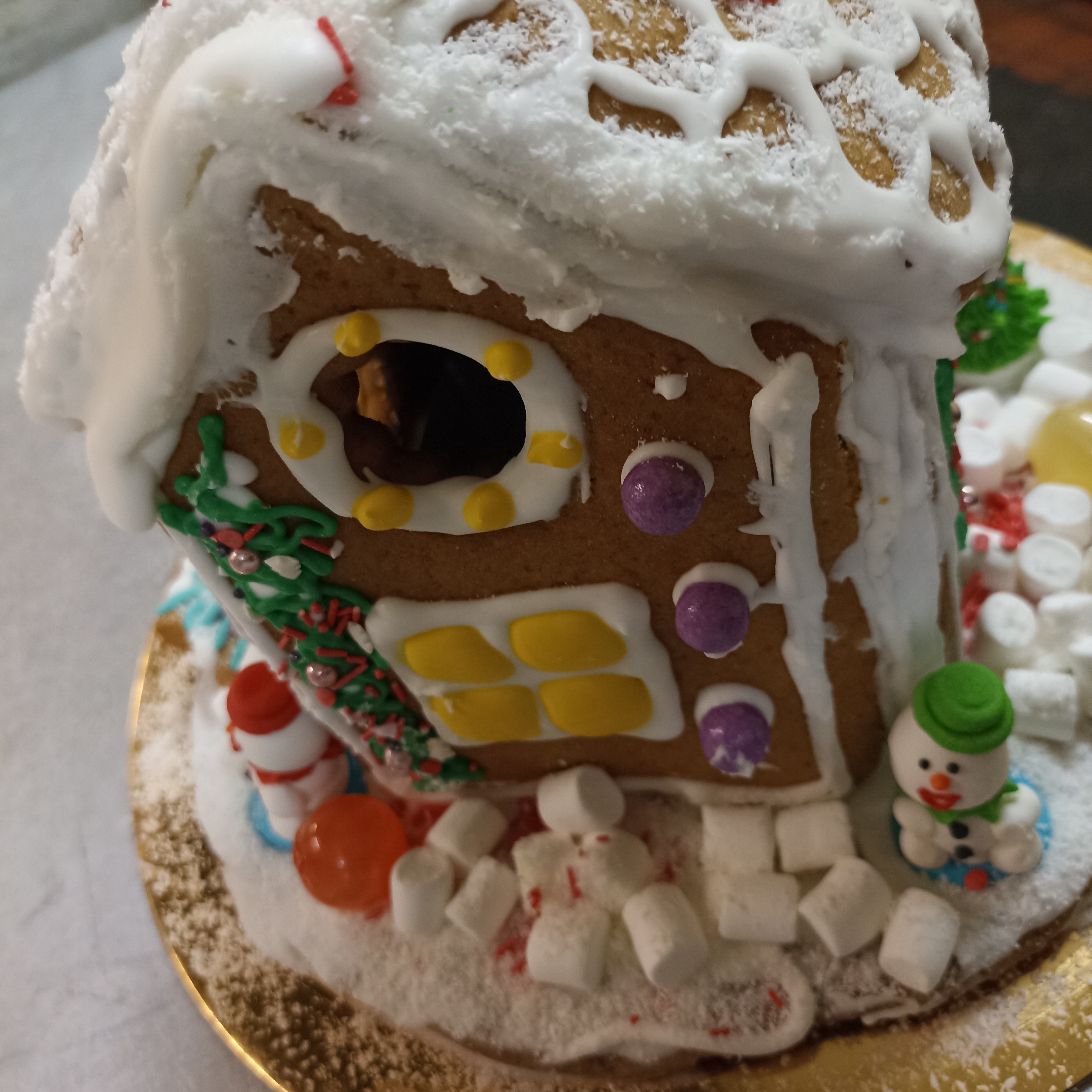 Kafe-Stolovaya,, U Ksyushy " image 1