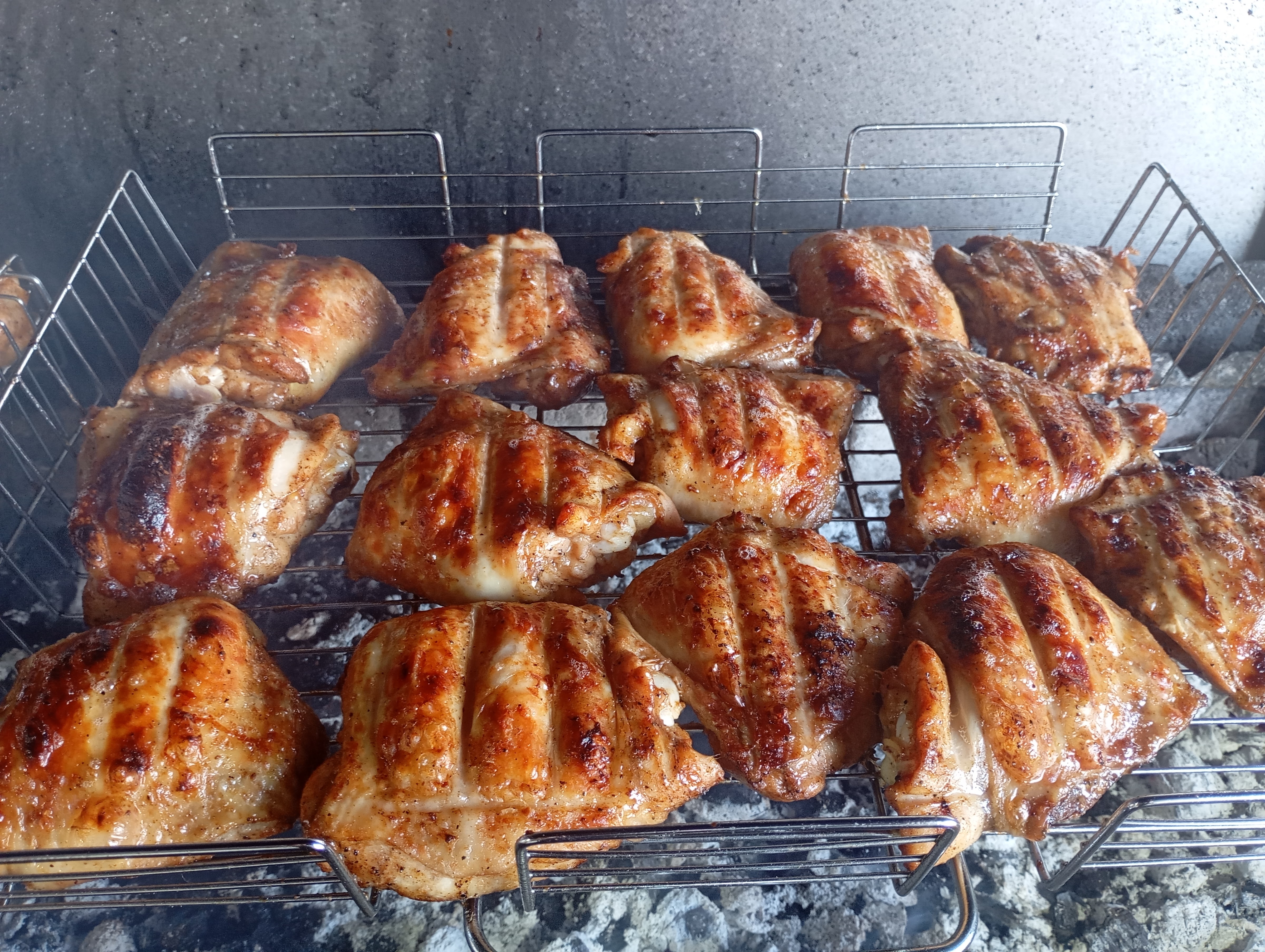 BBQ Smoker grill/Pizza image 1