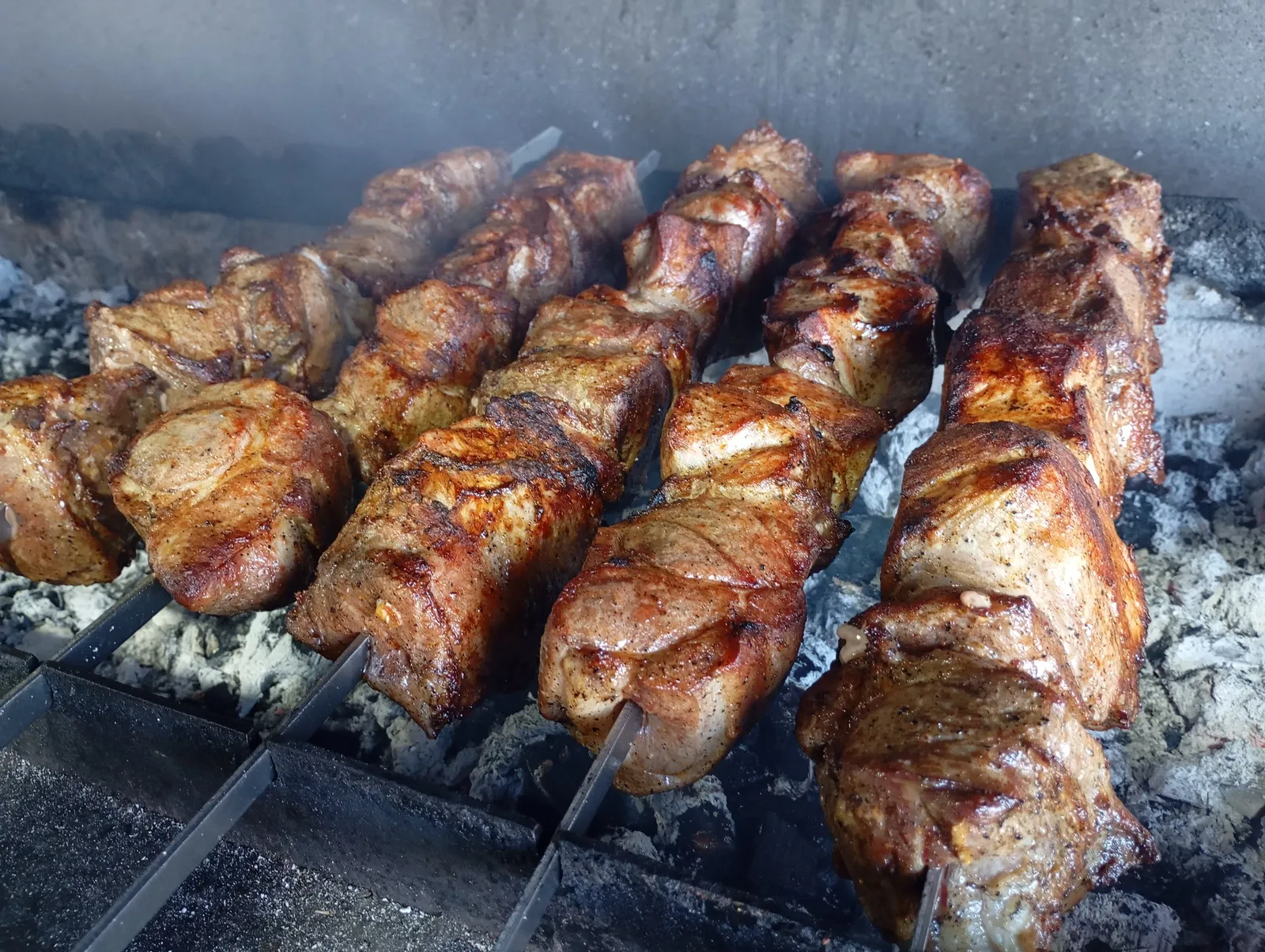 BBQ Smoker grill/Pizza image 3