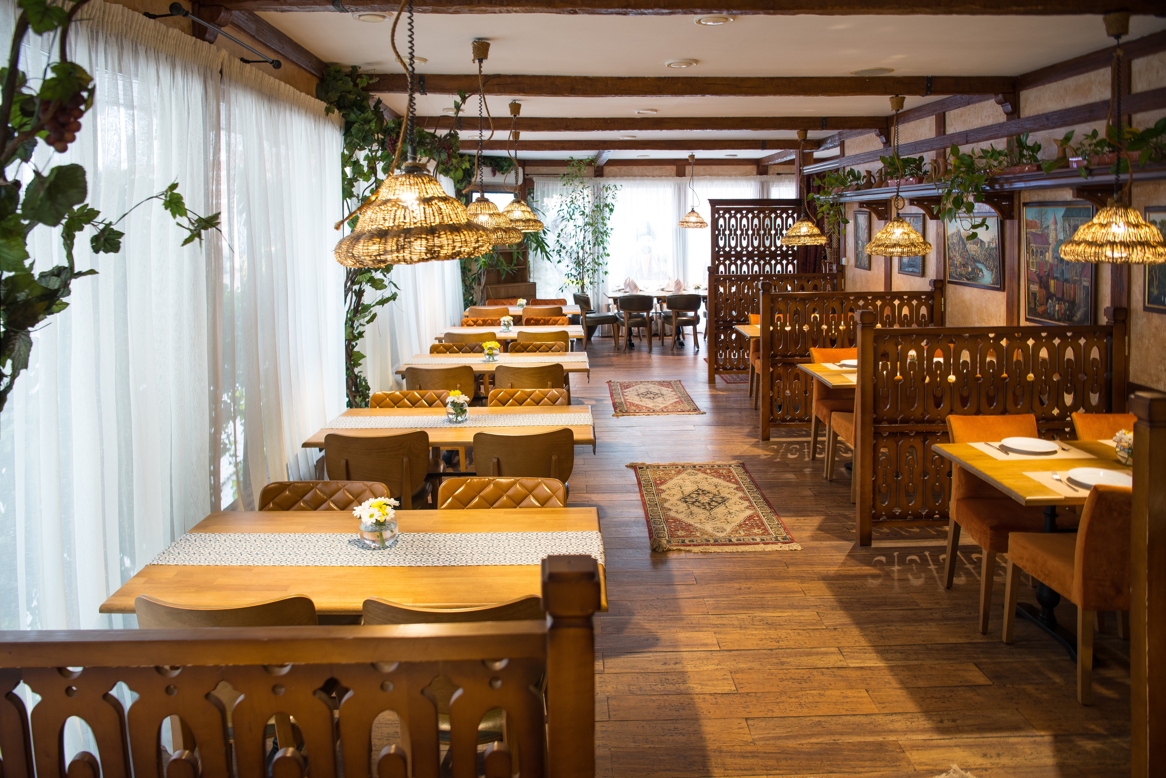 Khizhyna Dukhan image 1