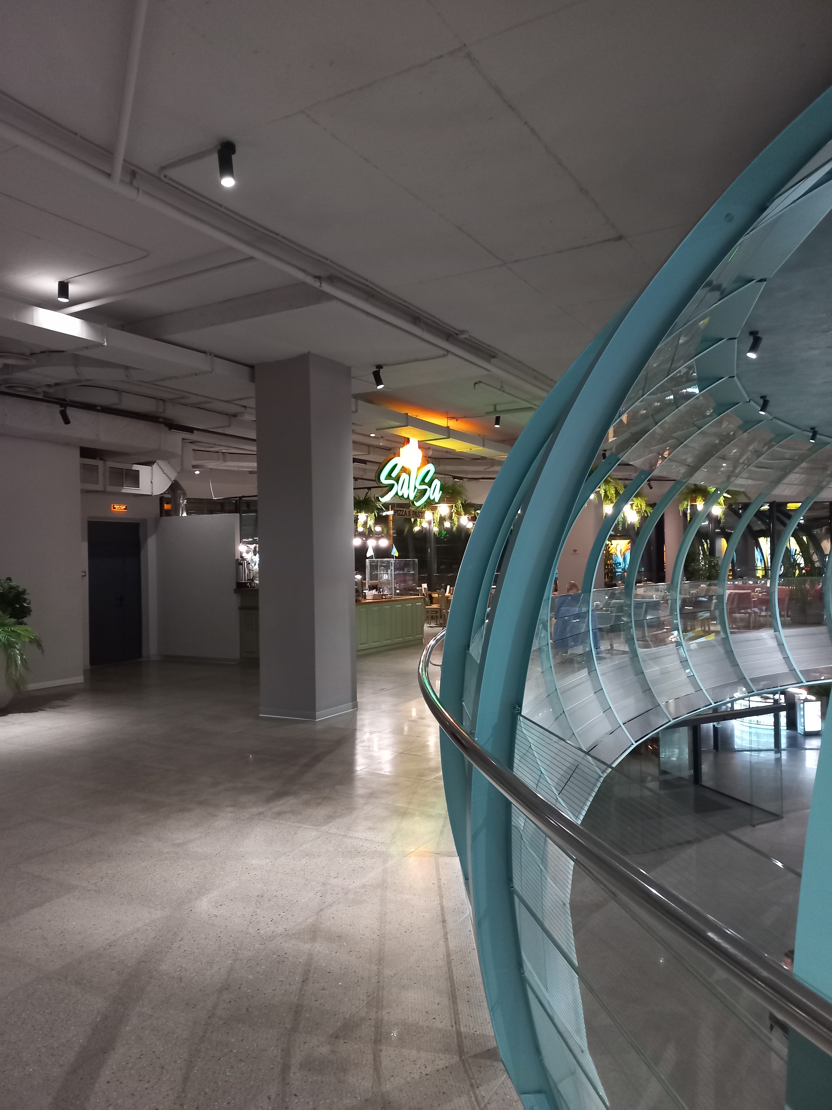 SalSa pizza & pasta image 6