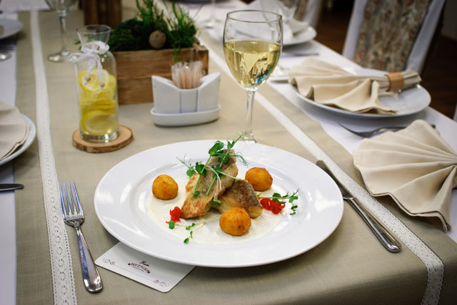 Maestro Restaurant image 2