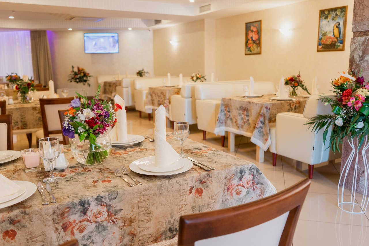 Grand Otrada Restaurant image 3