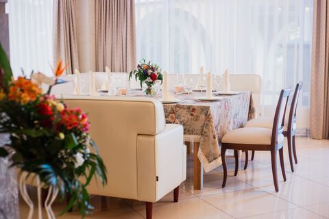 Grand Otrada Restaurant image 5