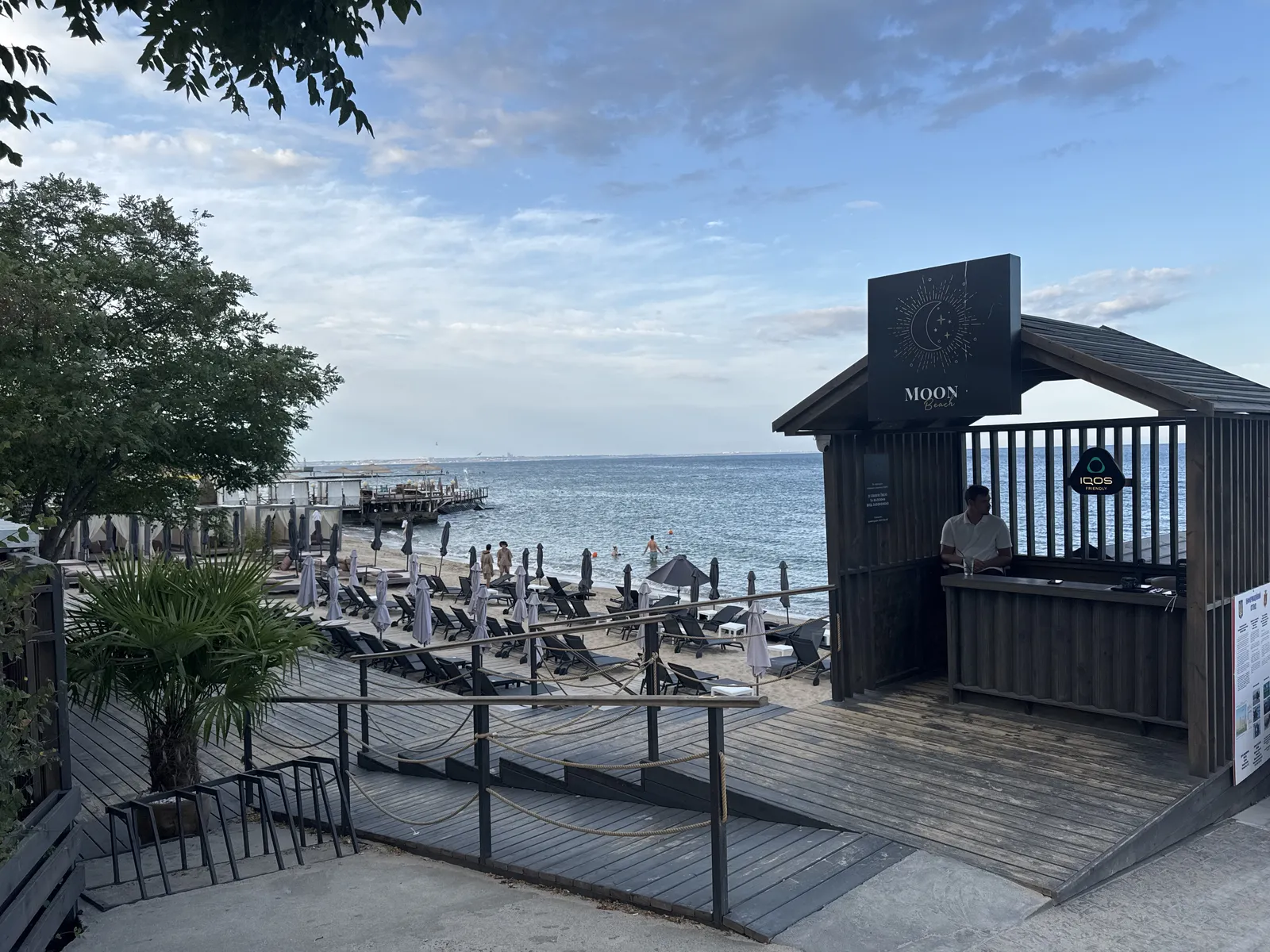 MOON Beach image 4
