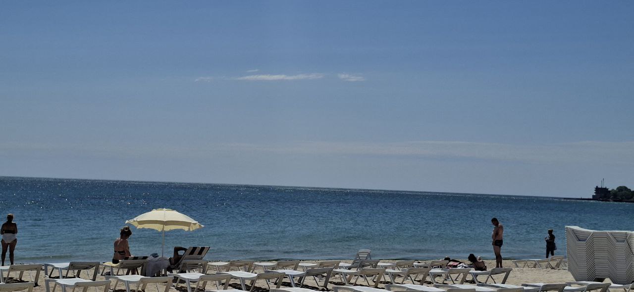 Yellow stone image 6