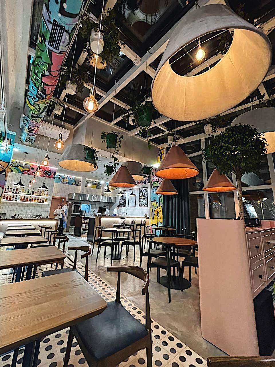 Yourz Space Bistro image 1