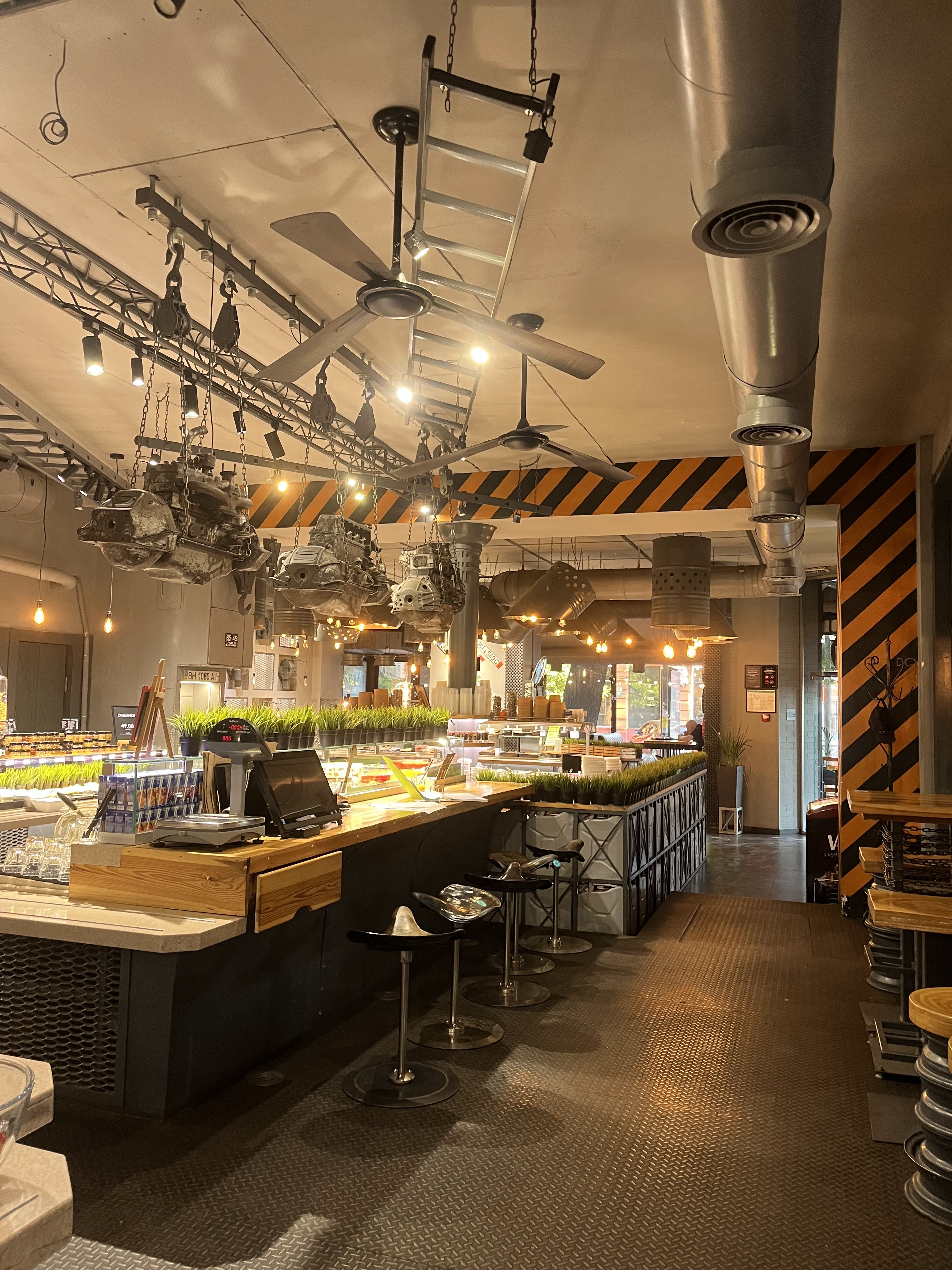 CityBUFFET "Гараж" image 6